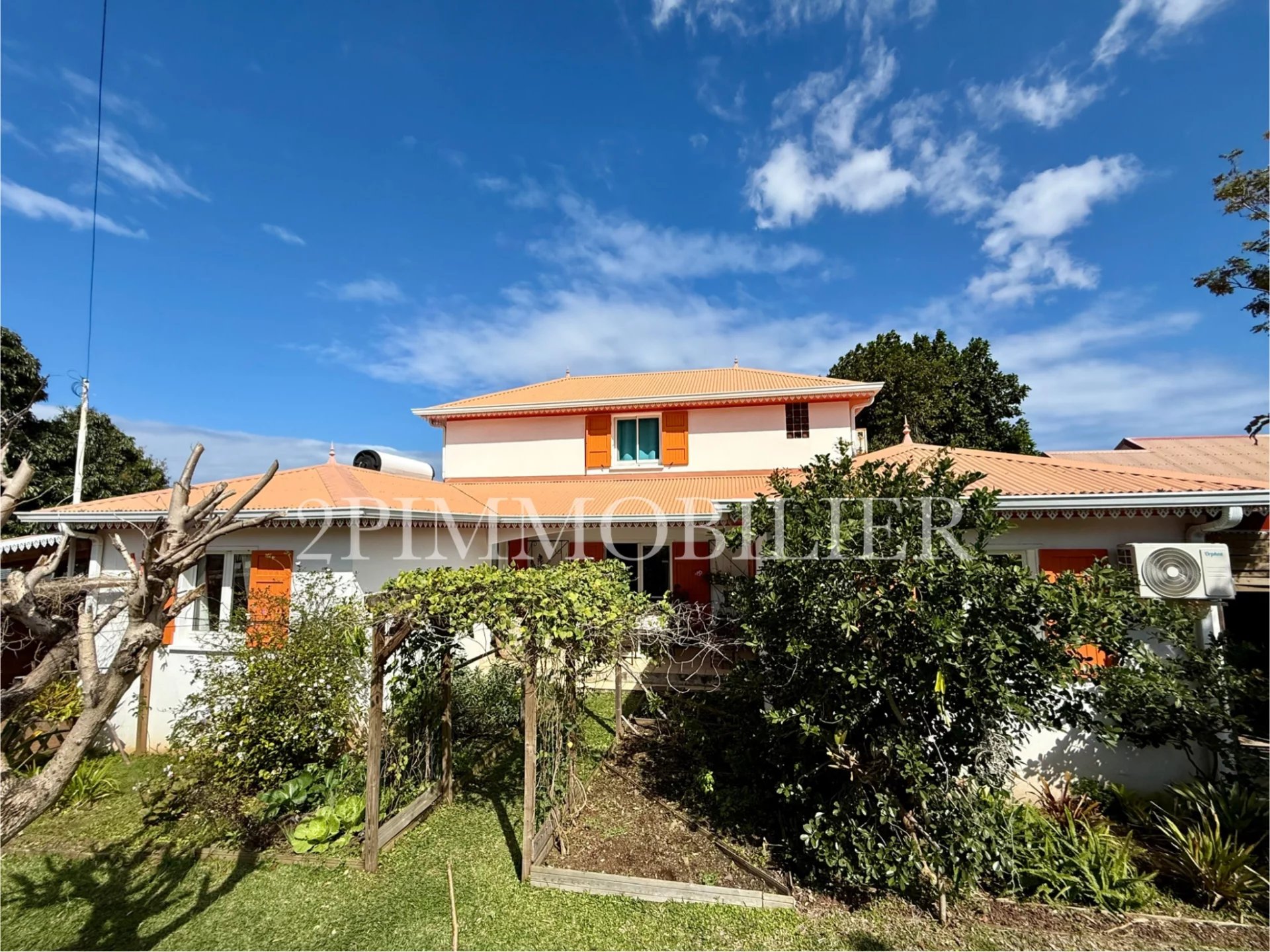 À VENDRE - VILLA DE TYPE T4 DE 111M2 ENVIRON - SAINT JOSEPH