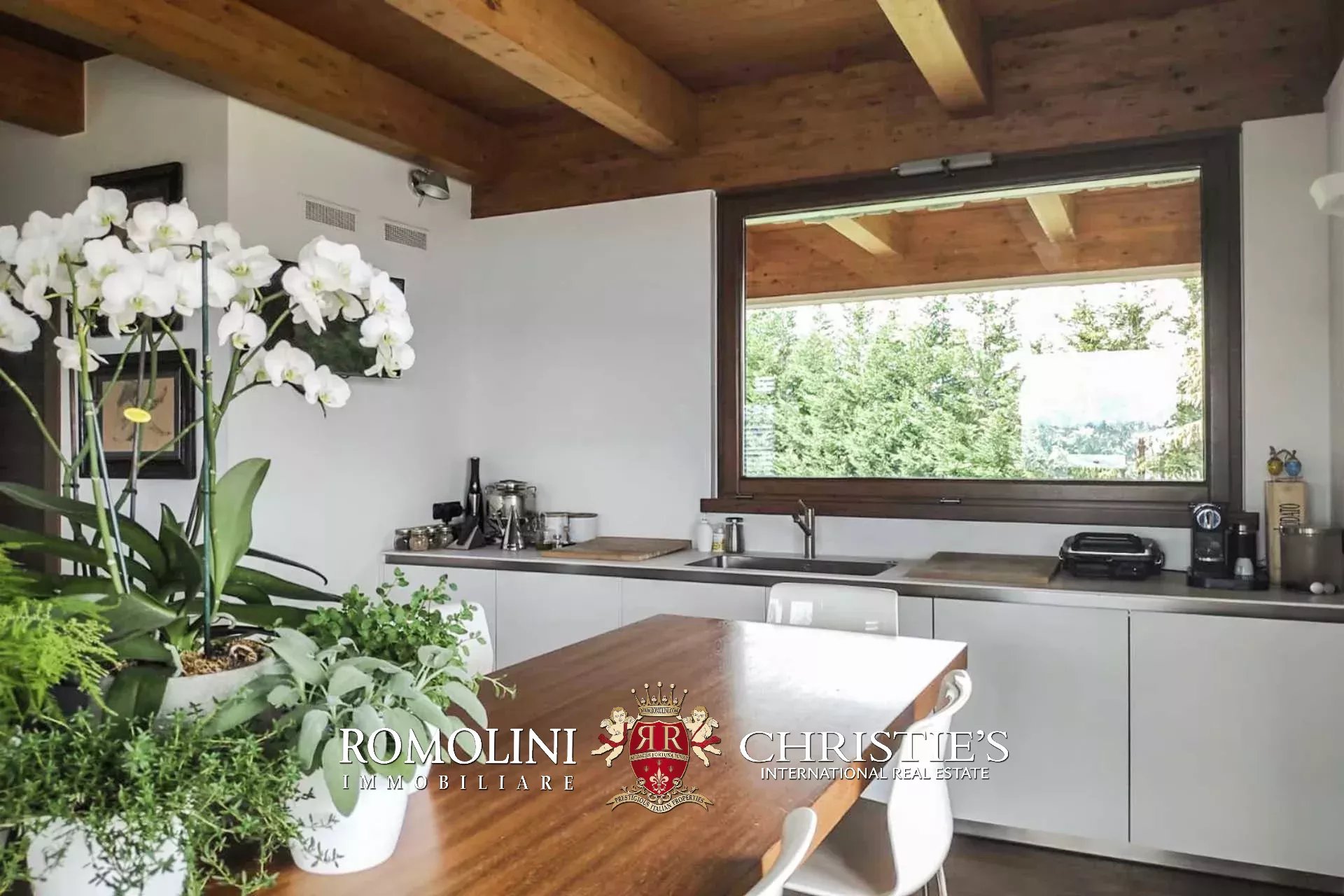 3 Bedroom Villa/Townhouse's Image 41