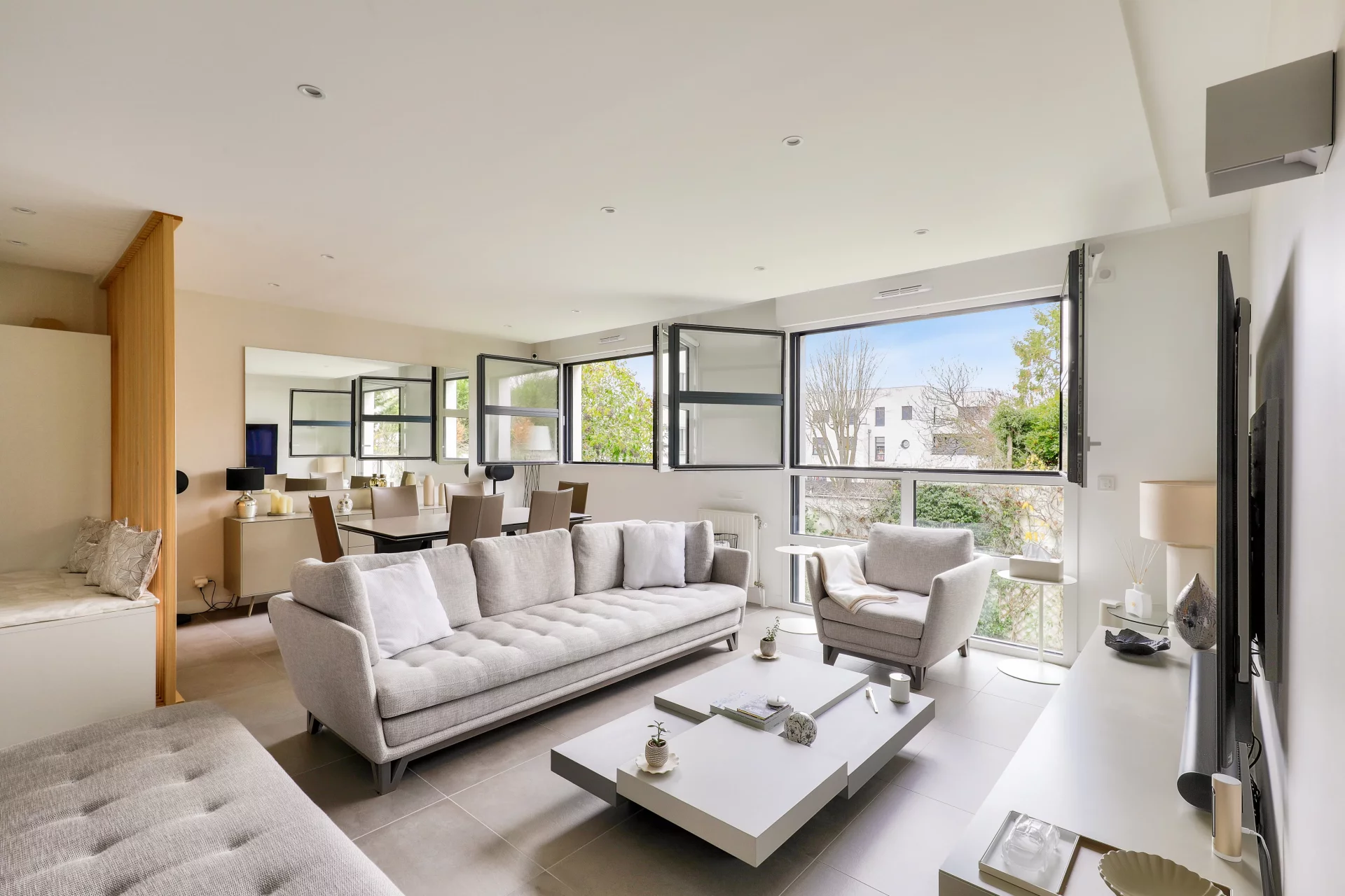 Rueil-Malmaison - PREHATCHED WOOD