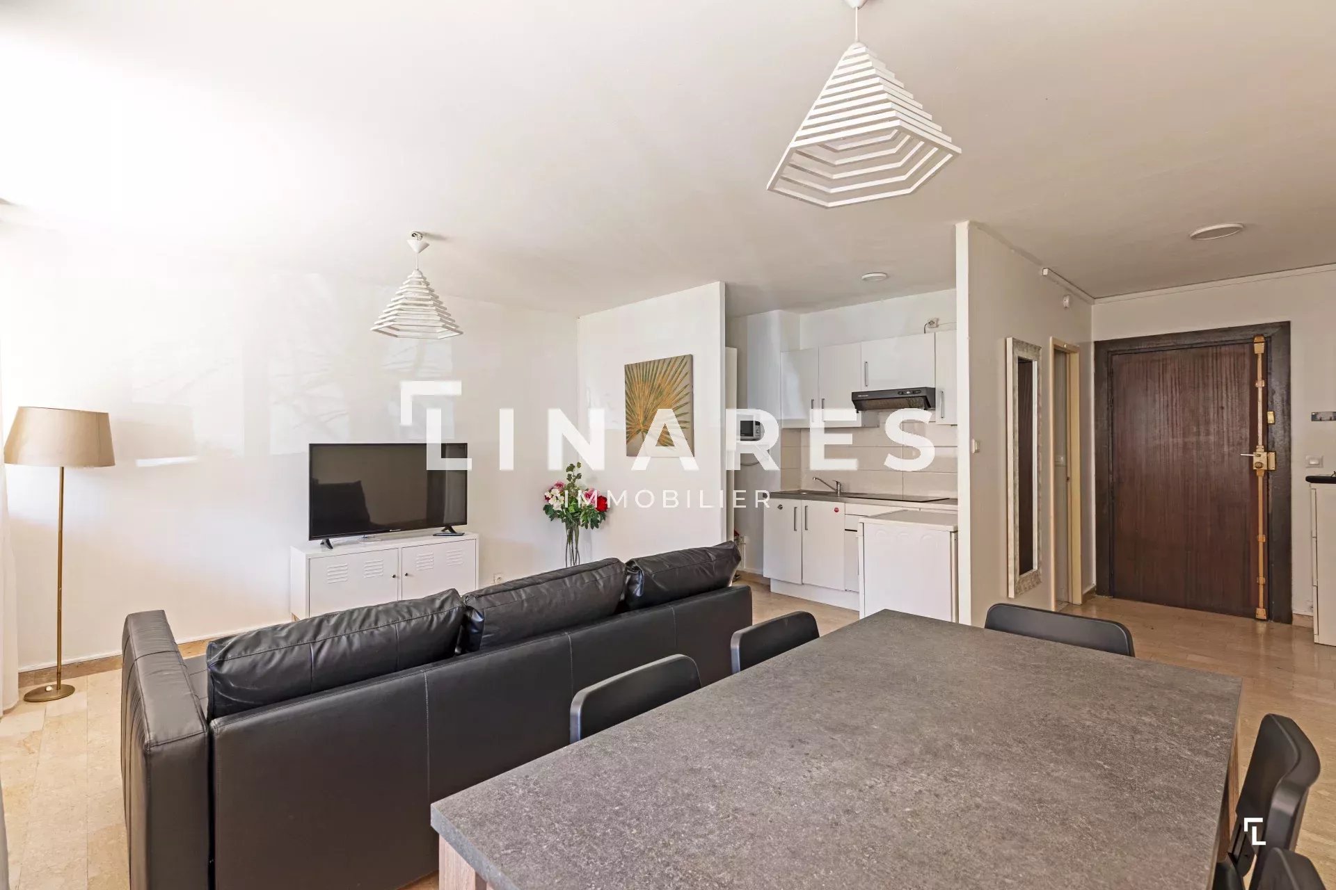 Sale Apartment Marseille 7ème