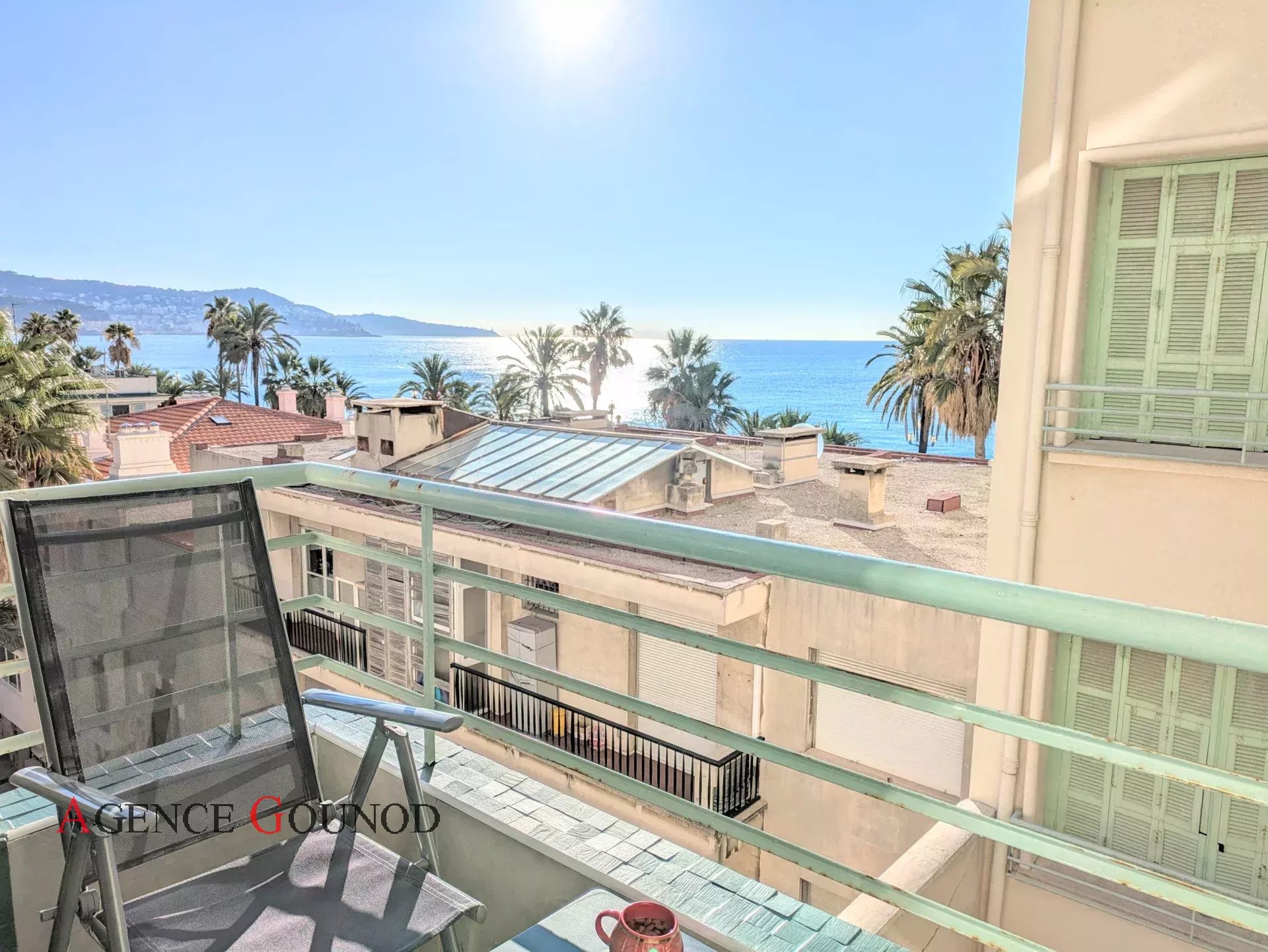 Appartement 3 pieces a vendre Nice Promenade des anglais au calme avec VUE MER