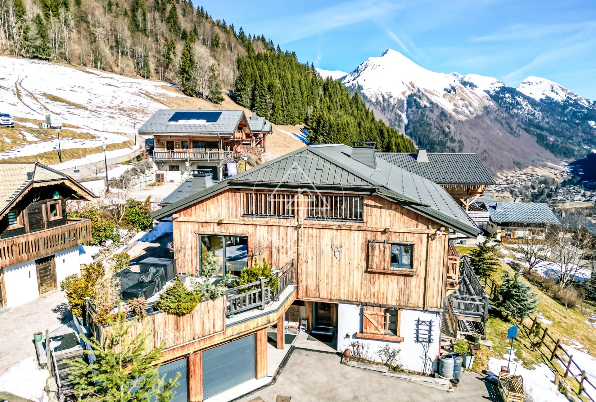 Agence immobilière de 