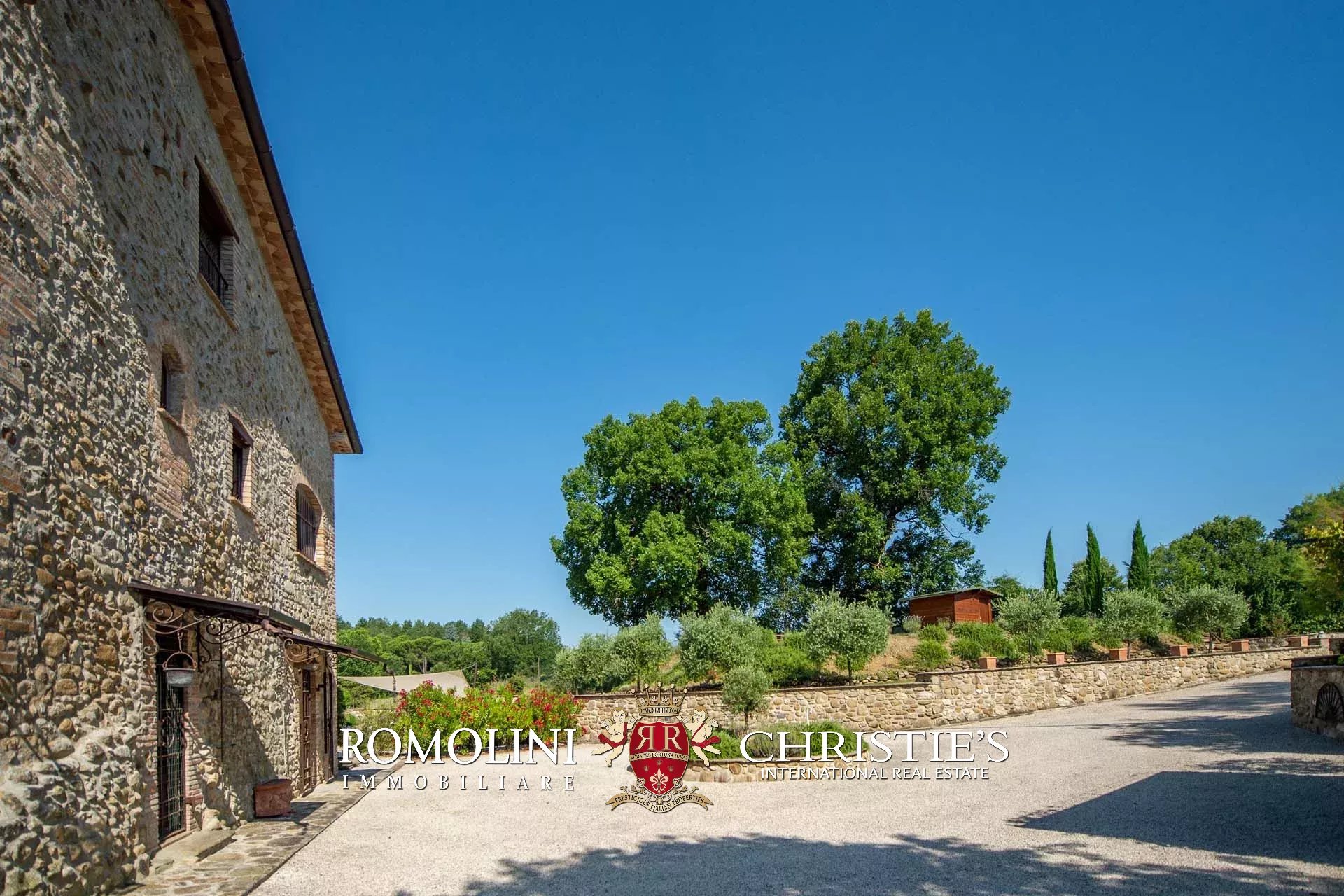 4 Bedroom Villa/Townhouse's Image 7