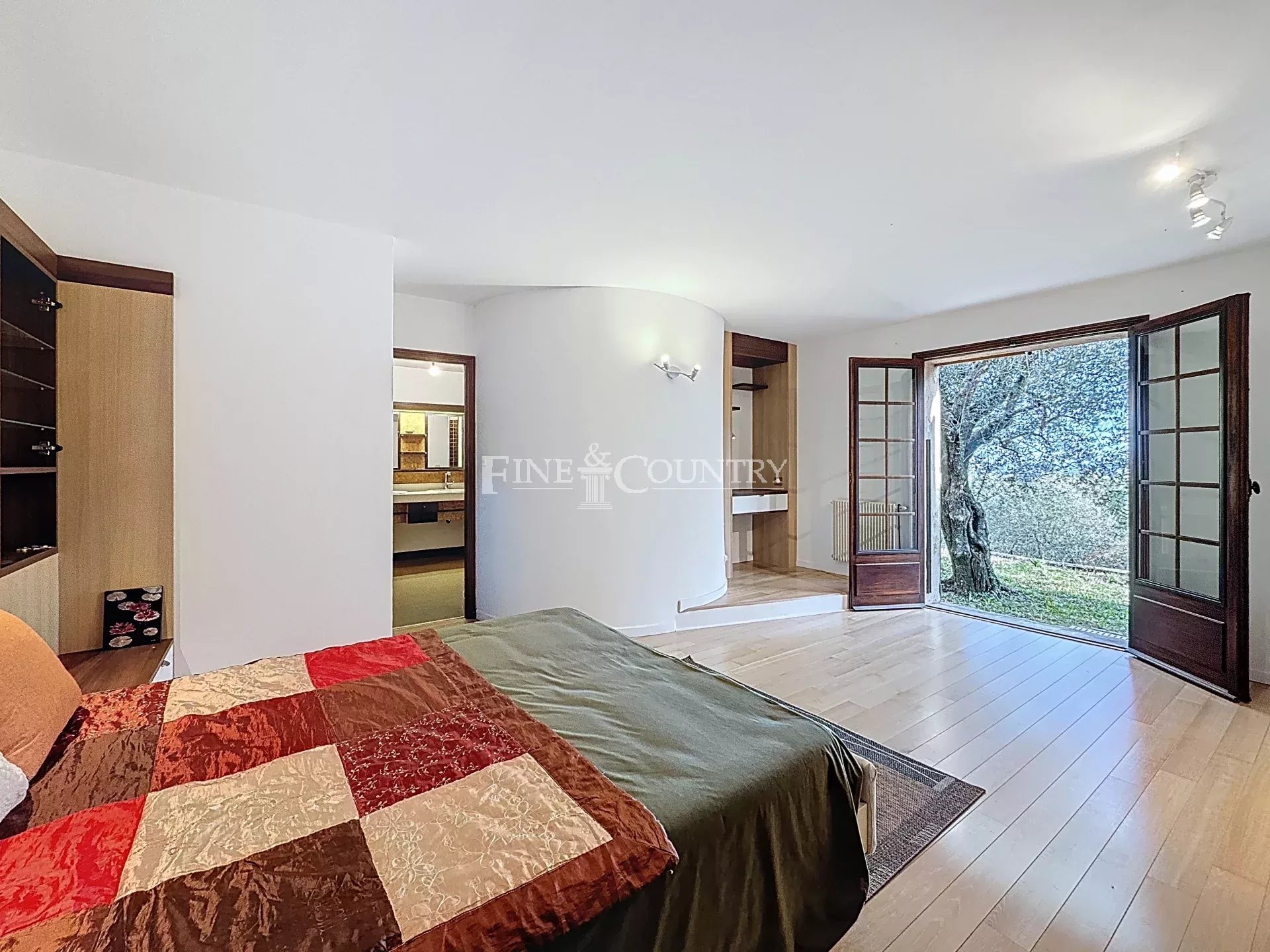 Photo of For sale property in Cabris