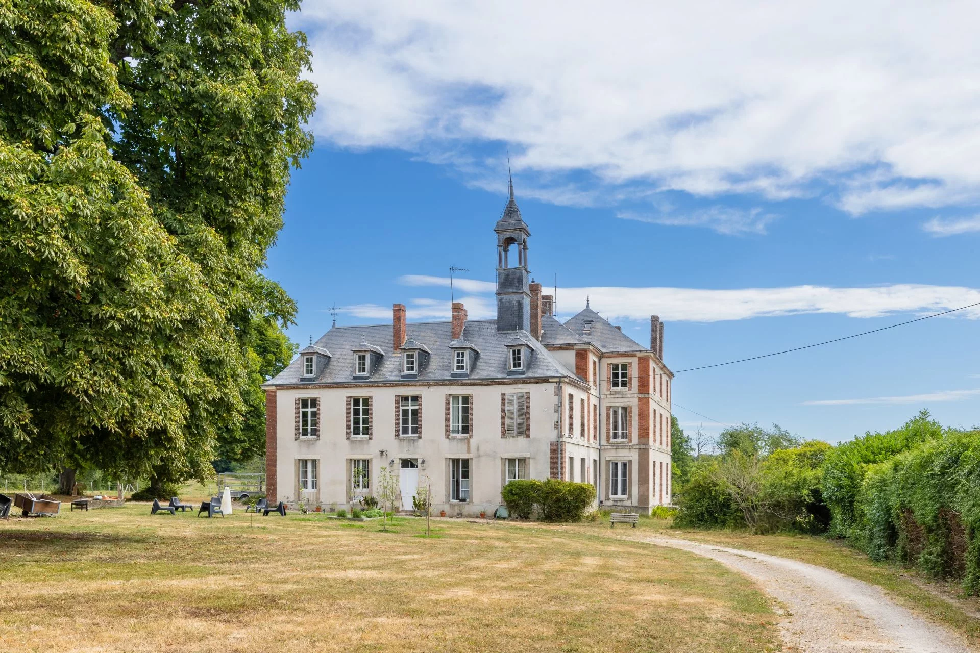 Saint-Fargeau - YONNE - PUISAYE