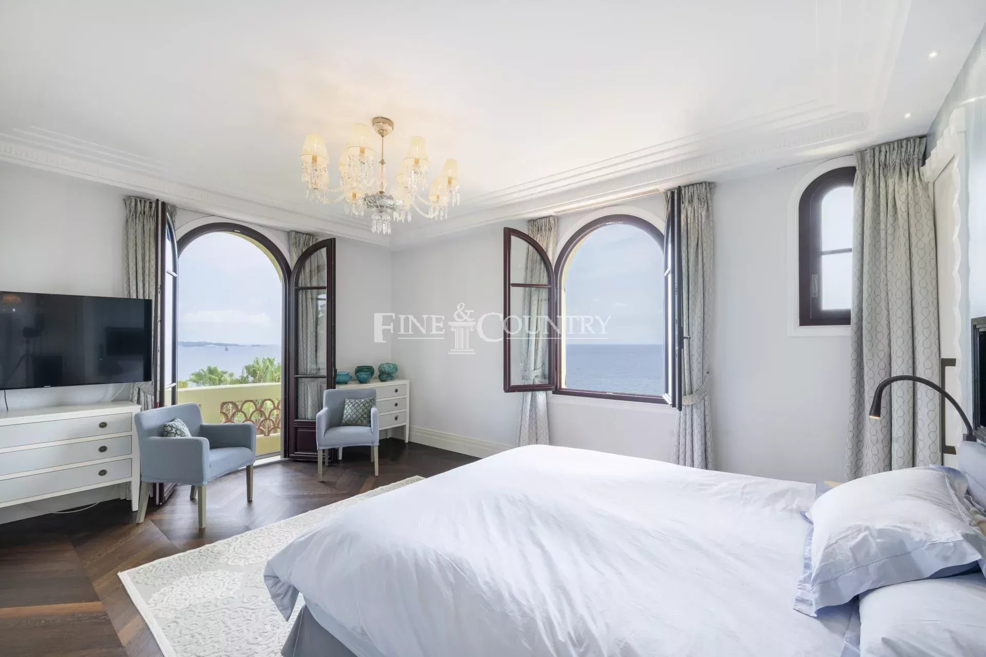 Photo of Art Deco Villa for Sale, Cannes Californie