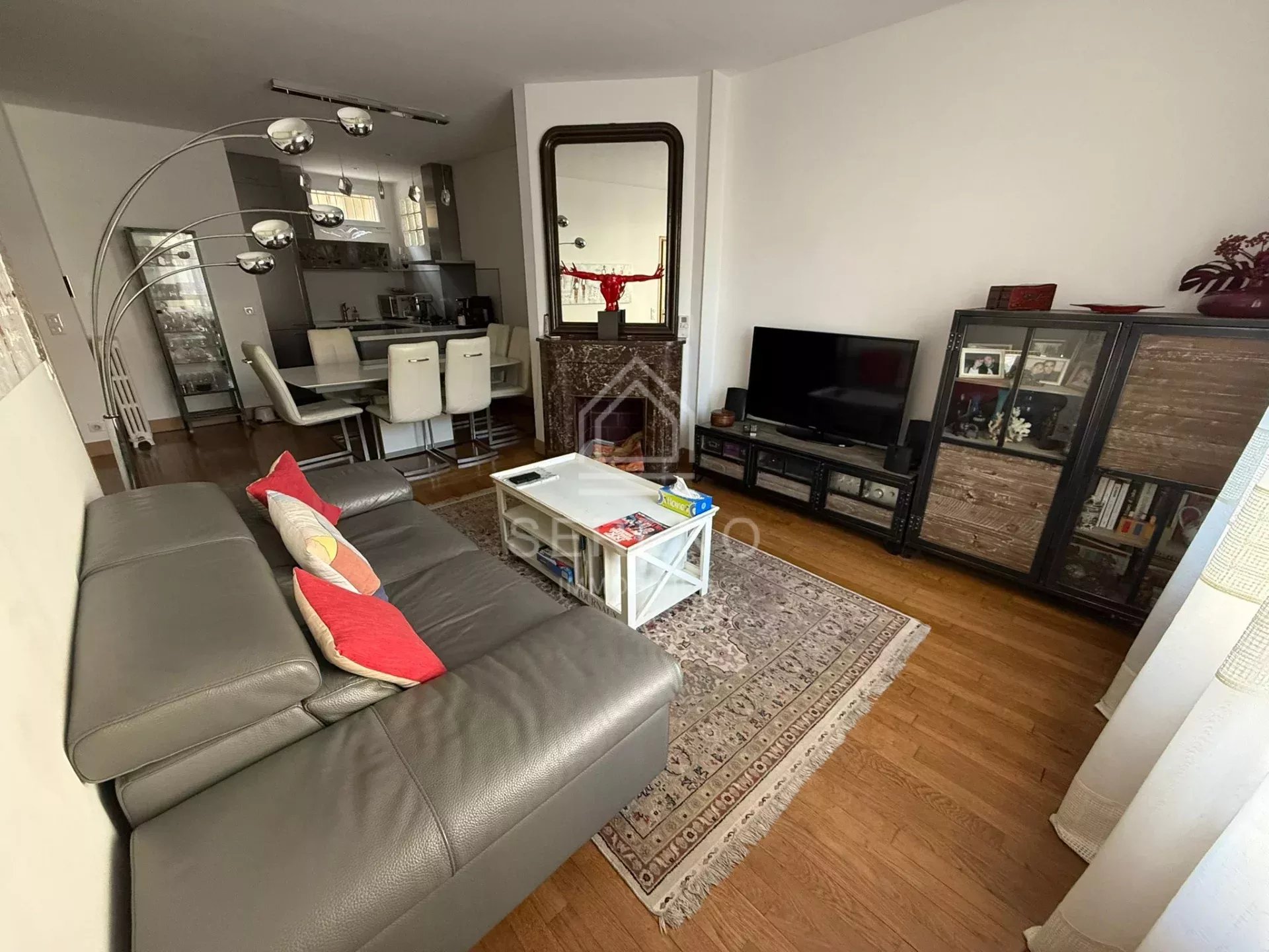 Agence immobilière de 