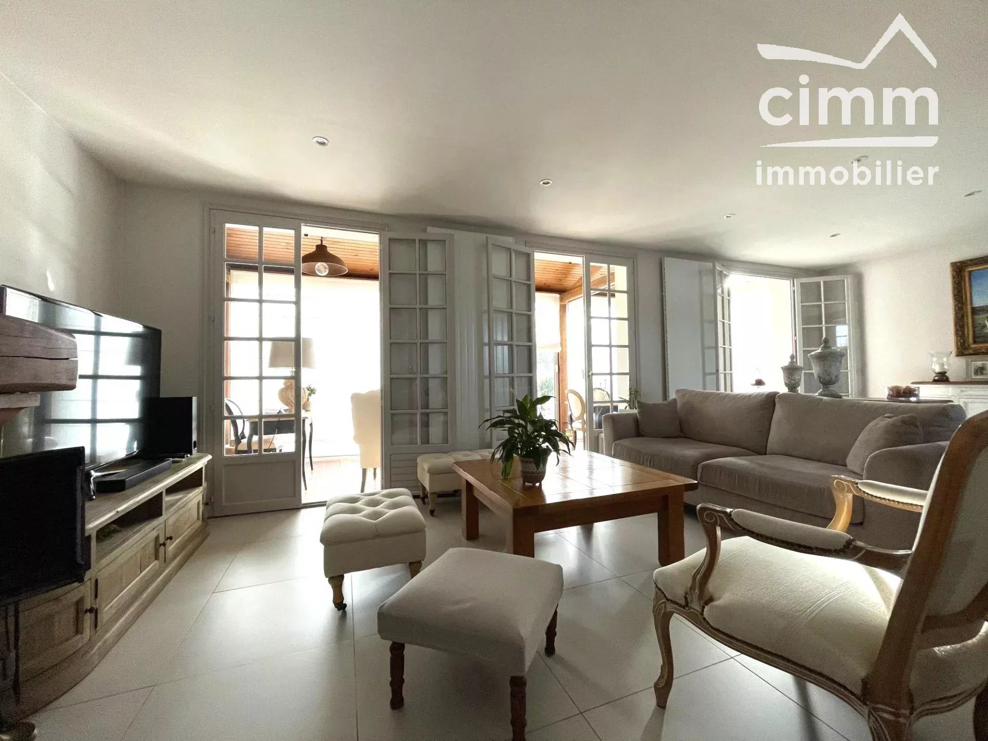 Agence immobilière de Cimm Immobilier by Valente