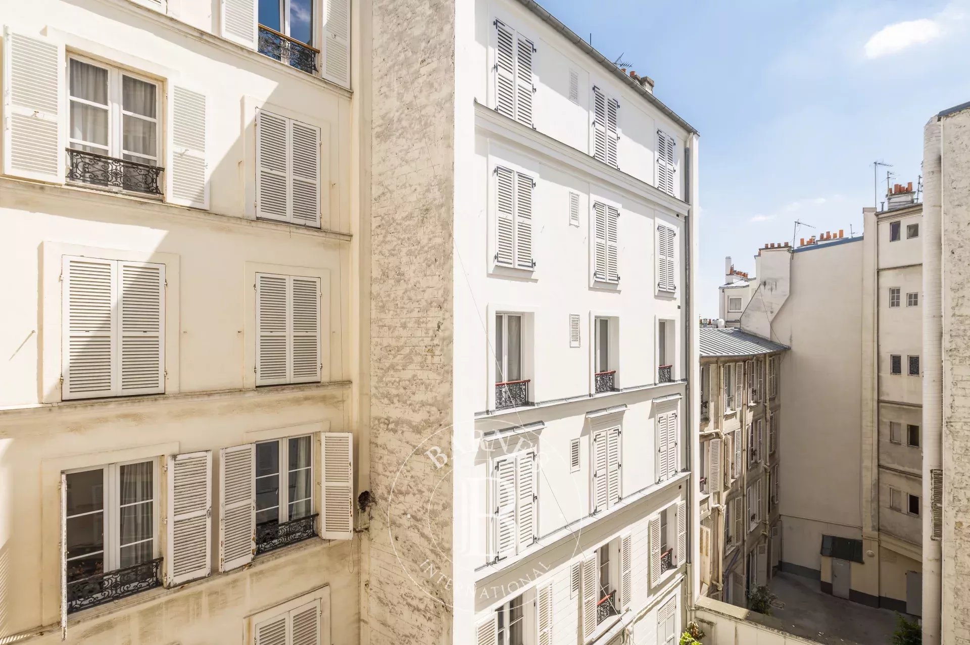 Daire Paris 18ème - picture 14