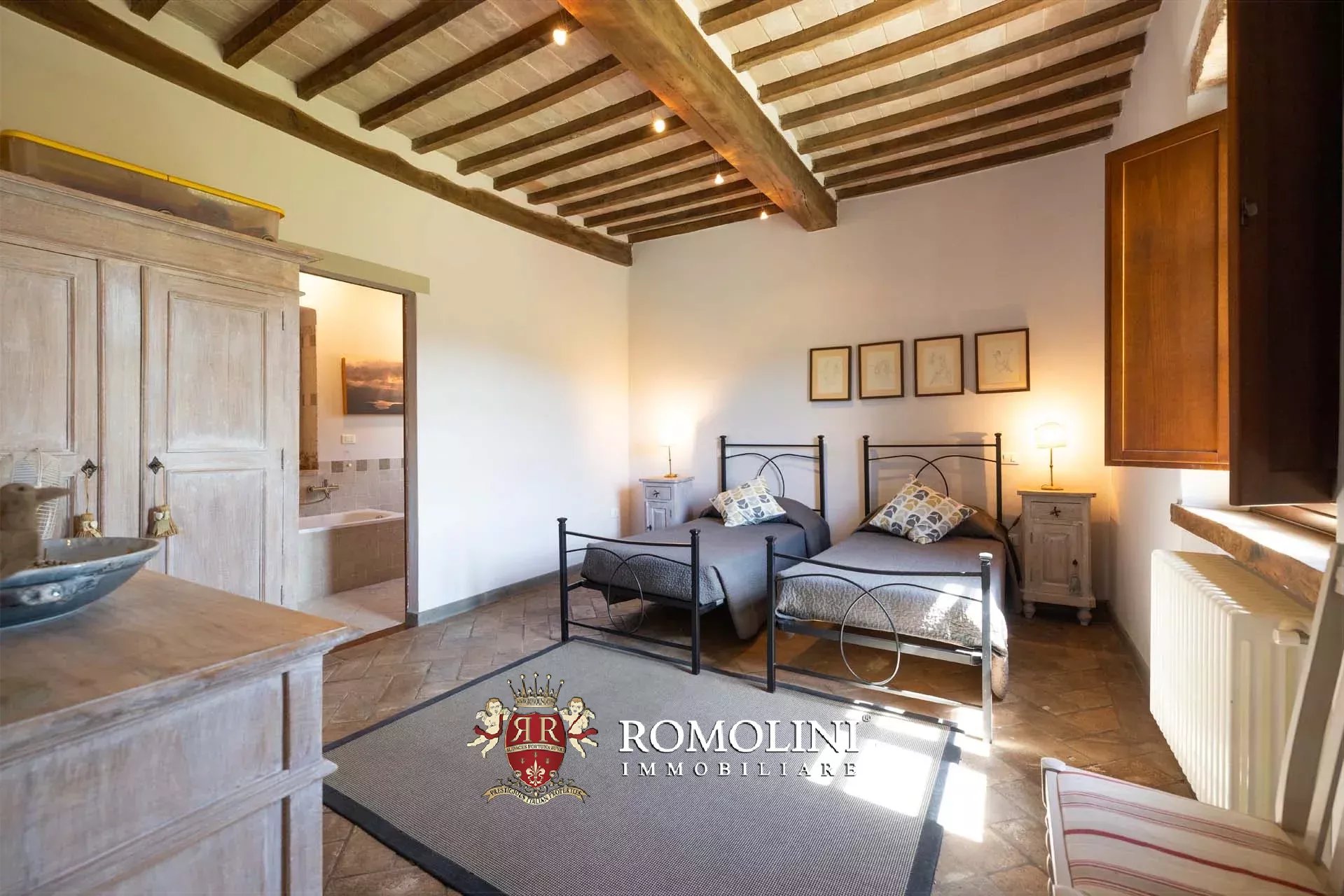 9 Bedroom Villa/Townhouse's Image 67