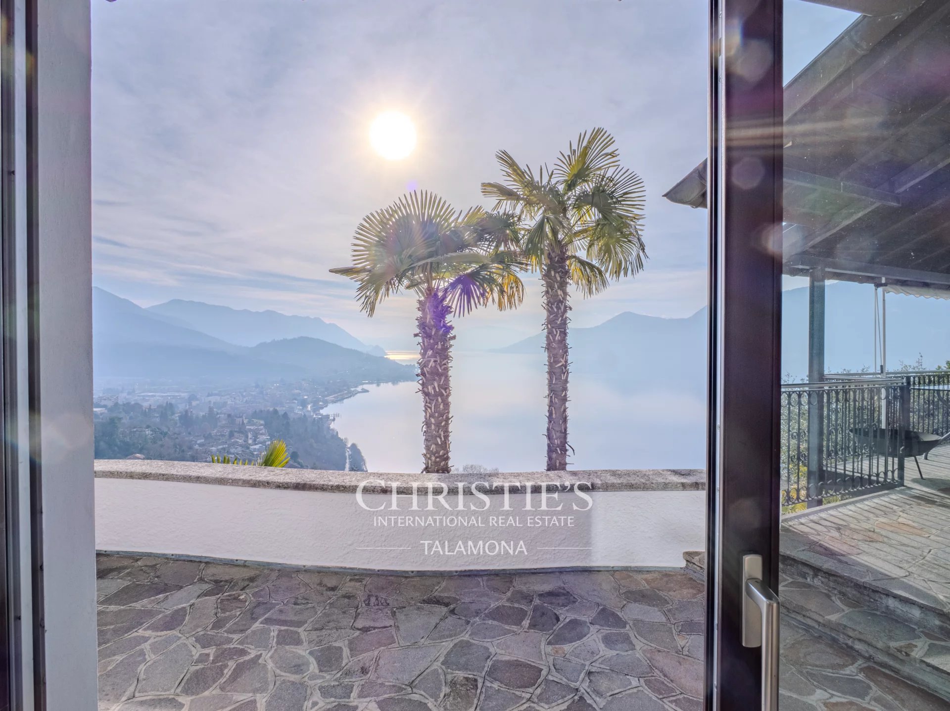 4 Bedroom Villa/Townhouse's Image 9