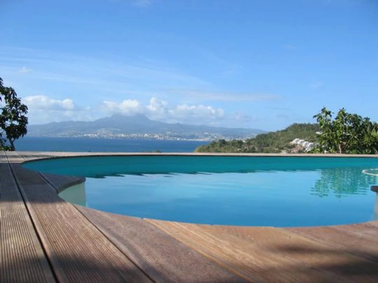 VILLA VUE MER DE TYPE 4 AVEC PISCINE +T2 ET T1