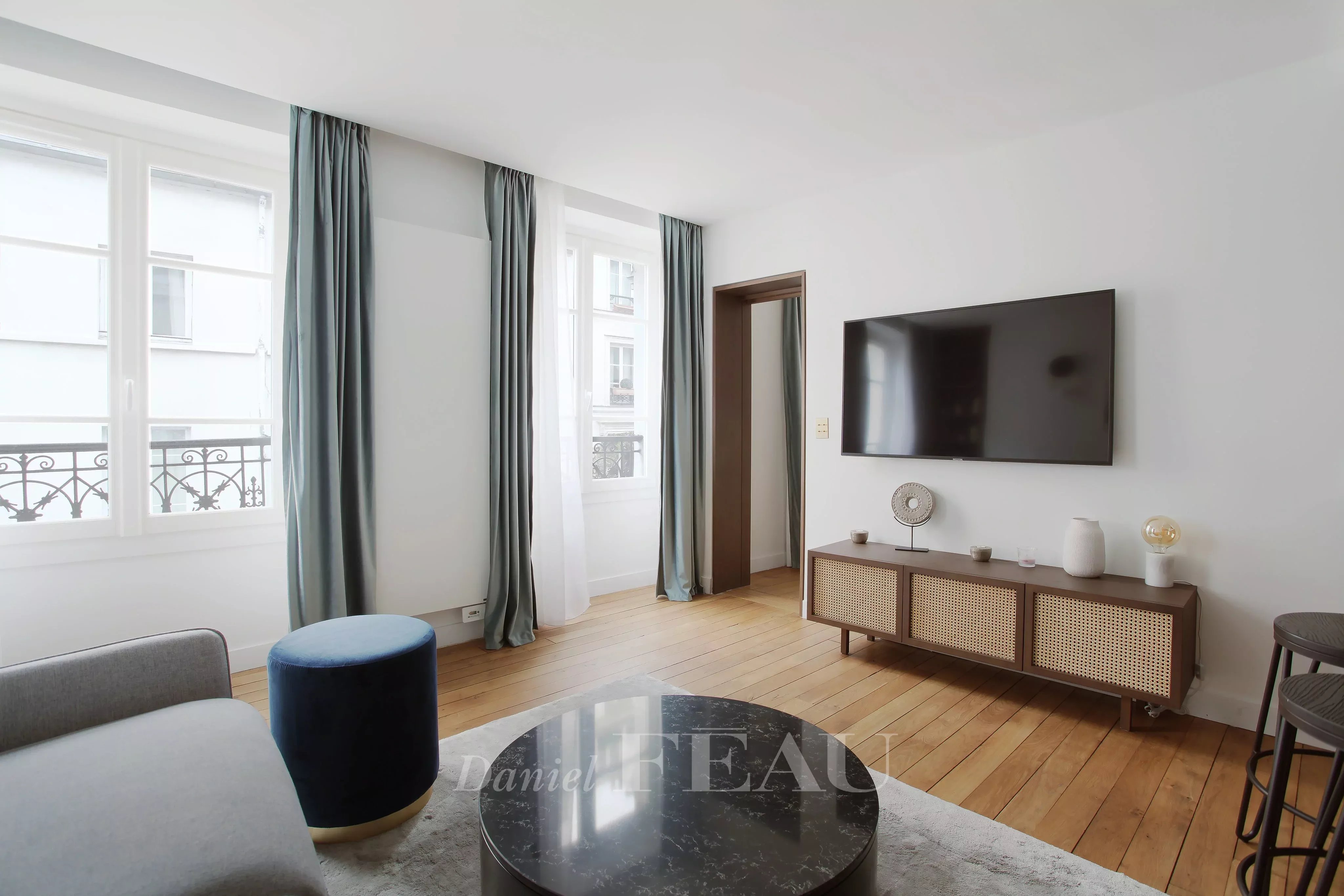 Living-room Wooden floor
