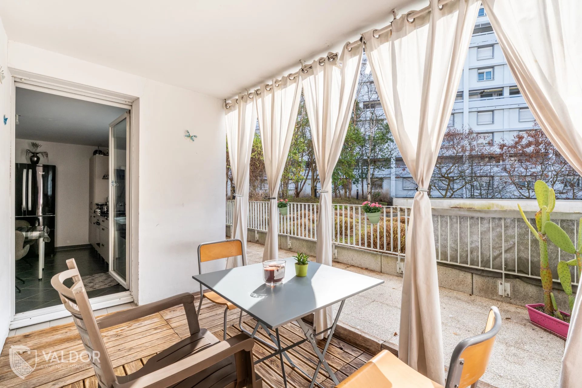Appartement T4 - secteur Bachut - 3 chambre et terrasse de 50m2
