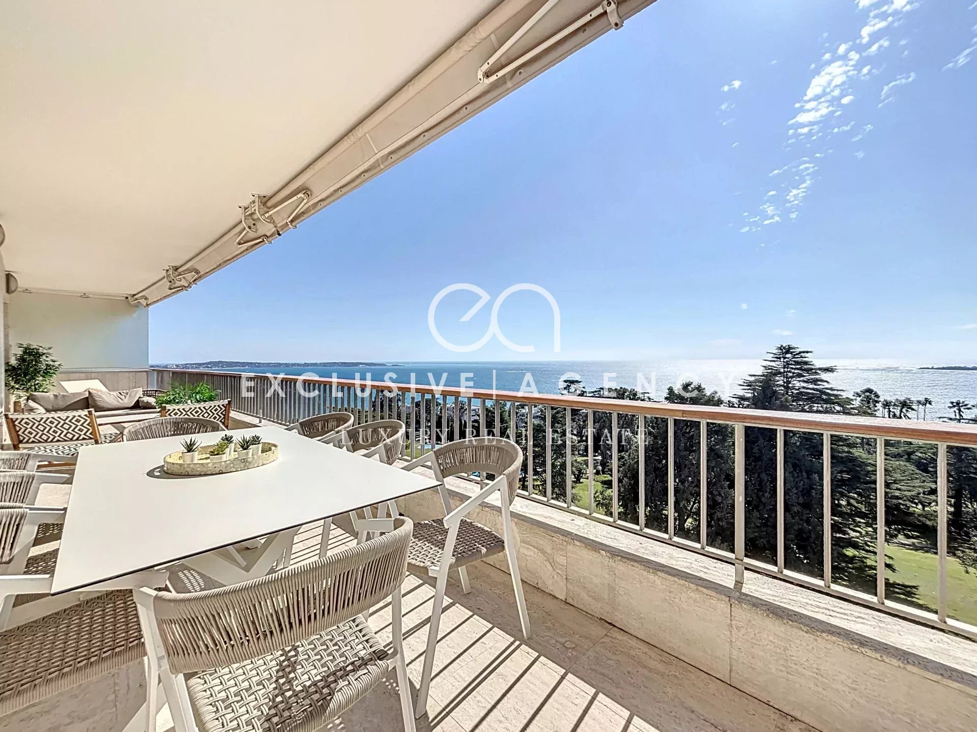 For Sale Cannes Californie 5 rooms 176 sqm panoramic sea view