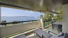 Magnificent contemporary apartment with a magical sea view — photo 2 of 7