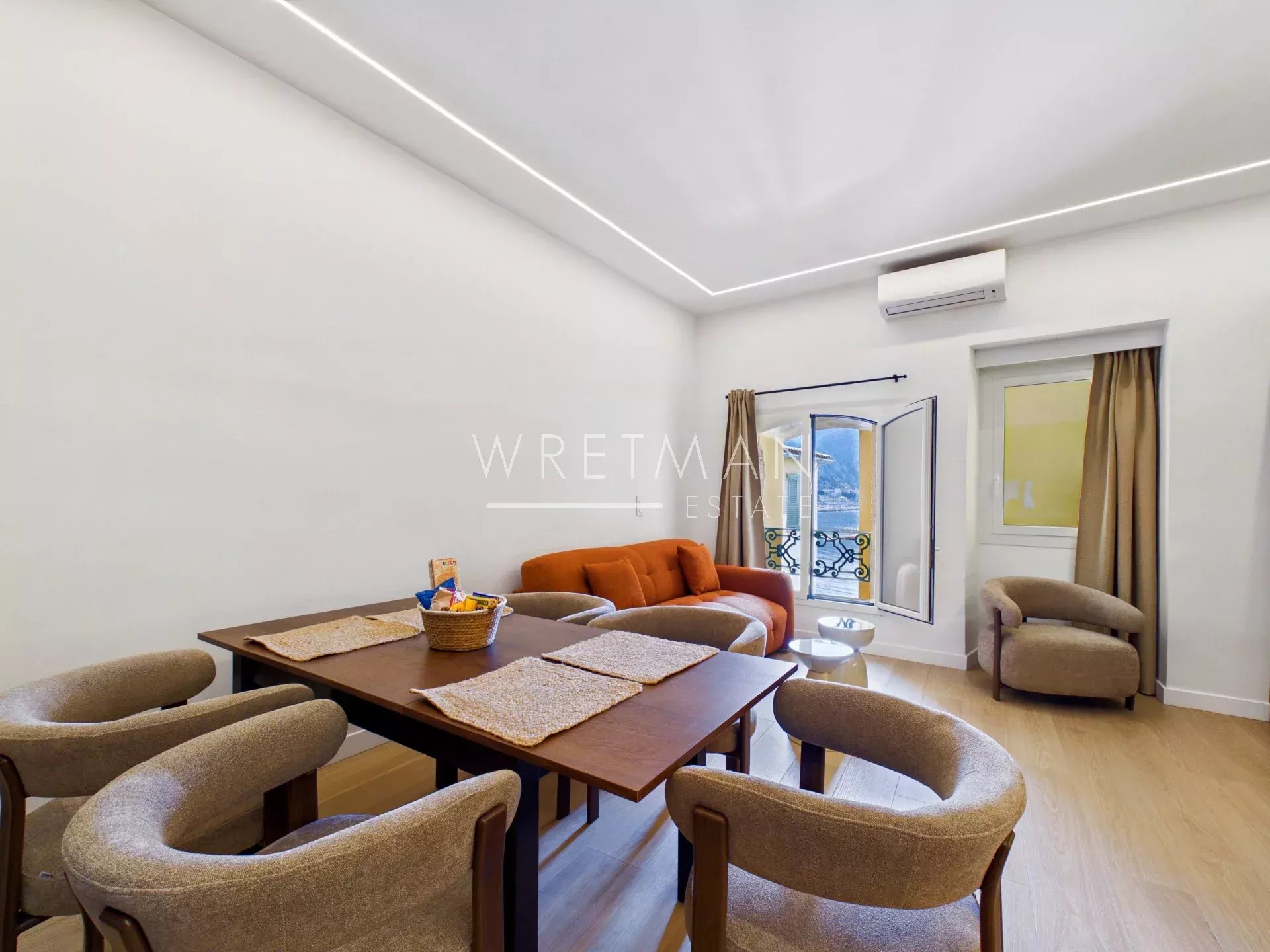 Appartement 2 pièces rénové face mer - Vieux Menton