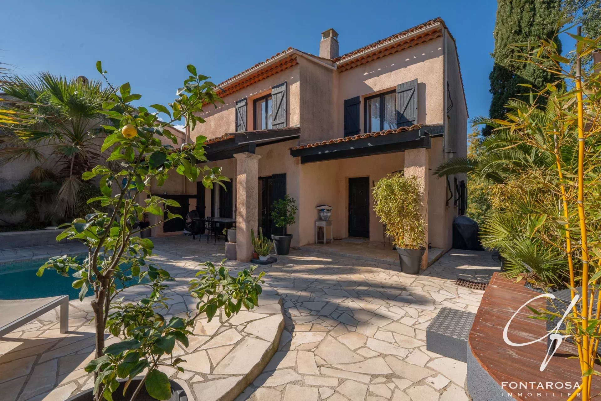 Agence immobilière de 