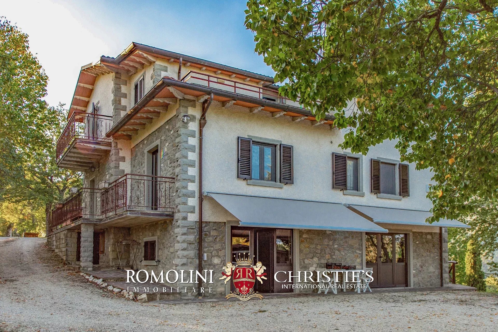 7 Bedroom Villa/Townhouse's Image 15