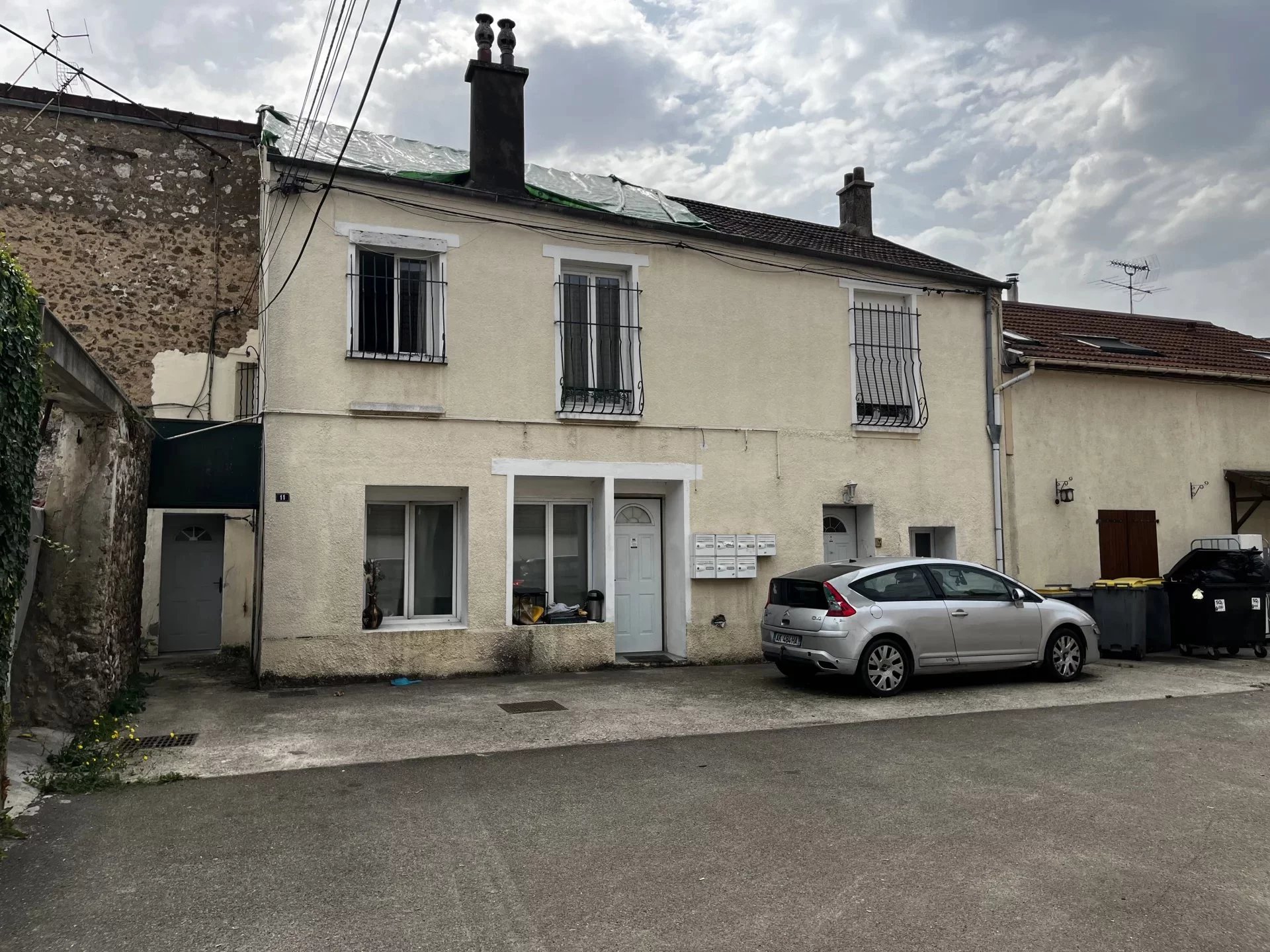 Trappes 78190 – Vente Immeuble 10 pièces