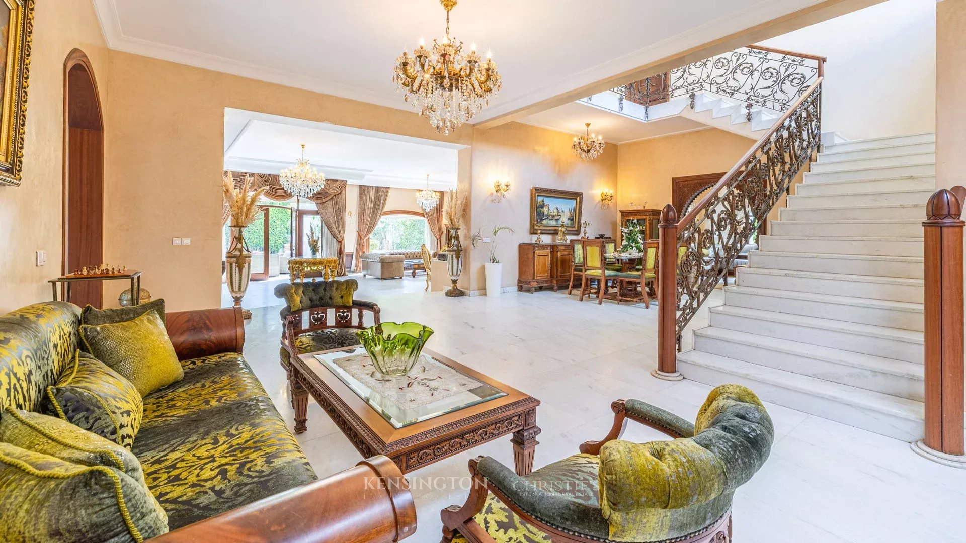4 Bedroom Villa/Townhouse's Image 7