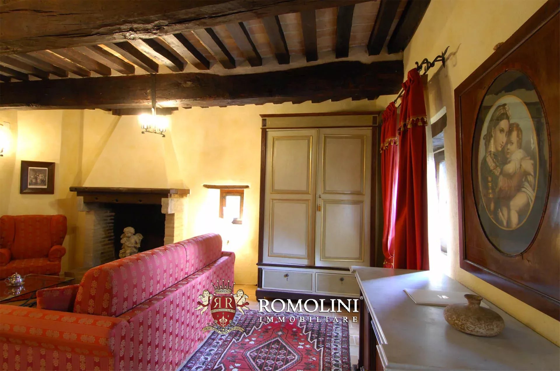 18 Bedroom Villa/Townhouse's Image 47