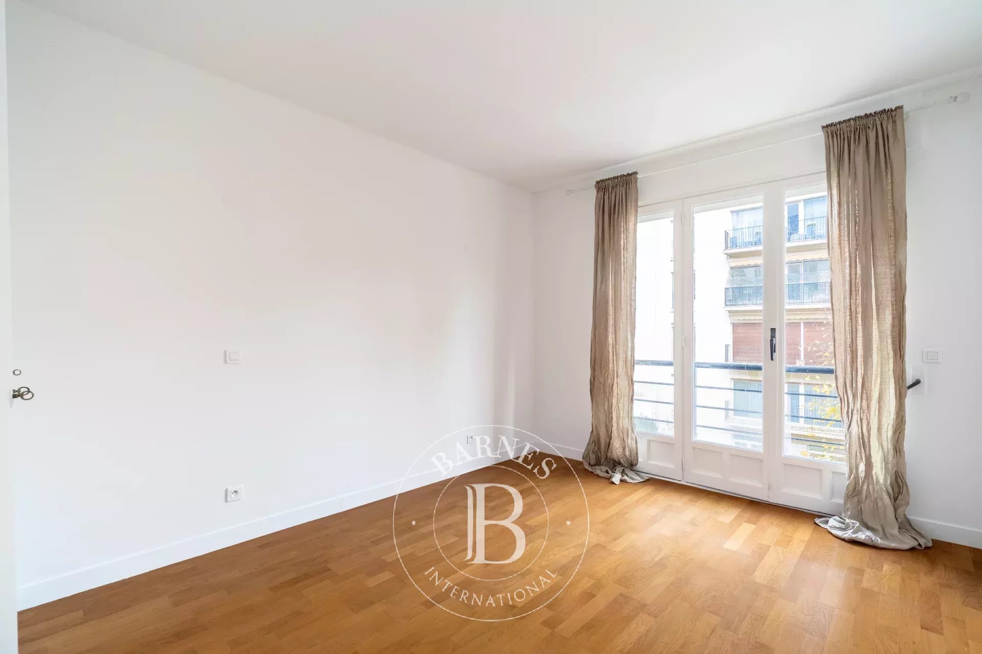 Daire Neuilly-sur-Seine - picture 8