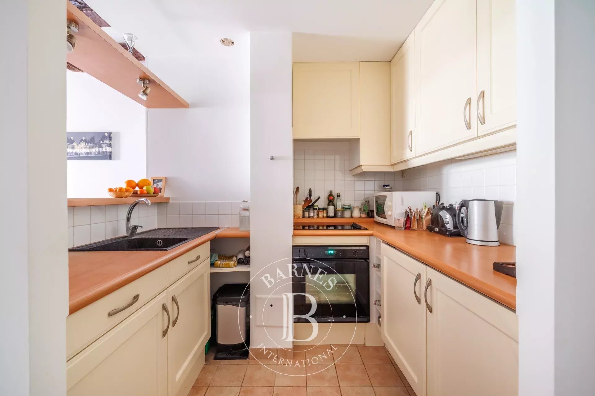 Daire Paris 4ème - picture 9