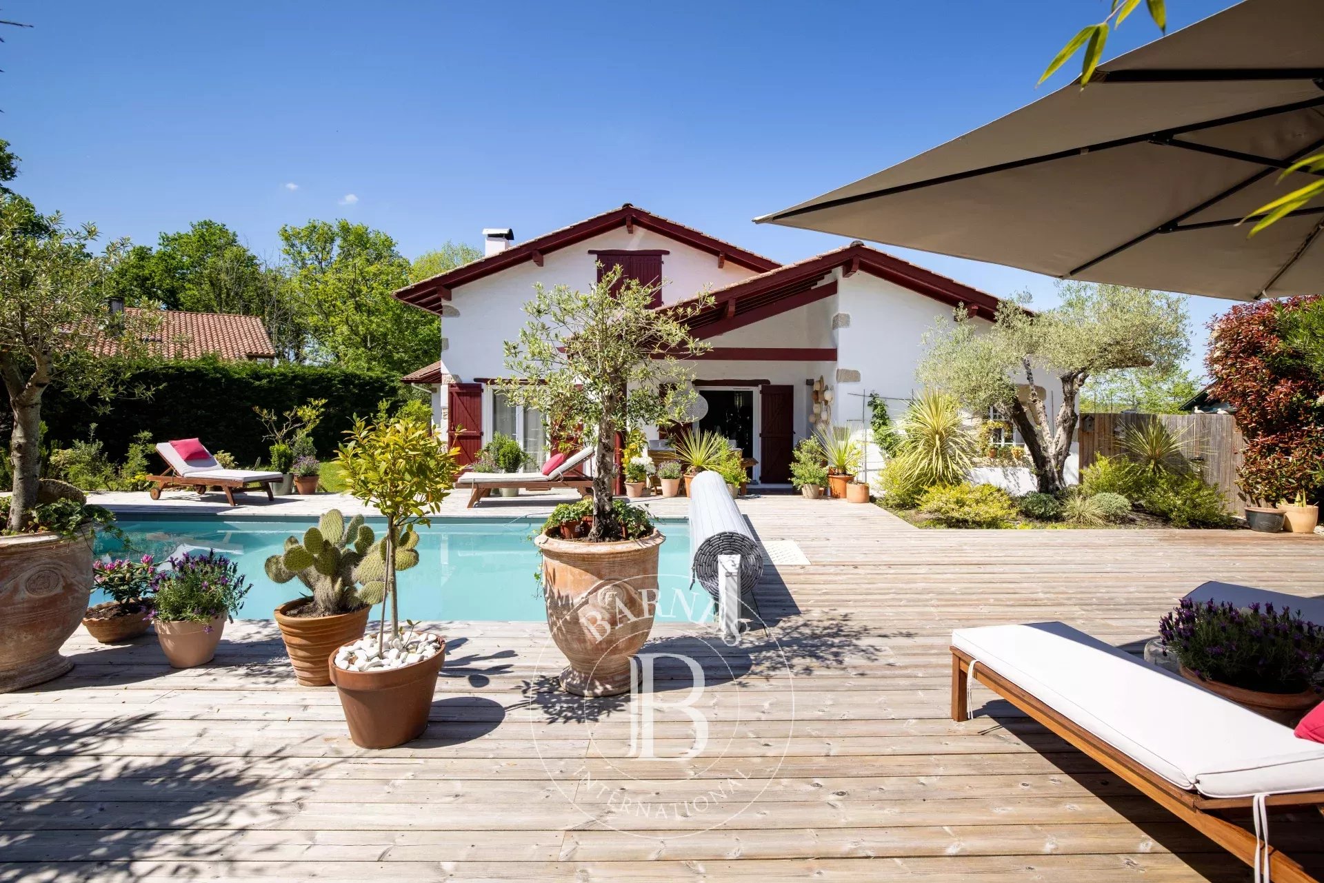 Maison Ascain  -  ref 86008684 (picture 1)