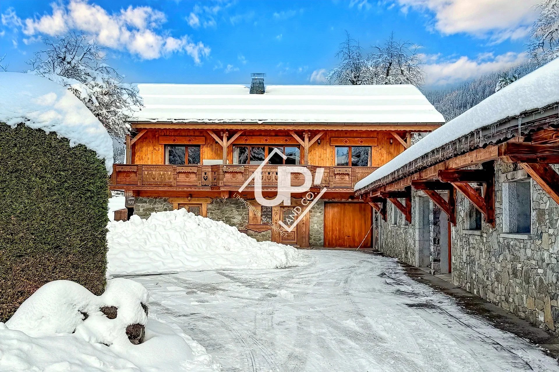 Agence immobilière de UP AND CO