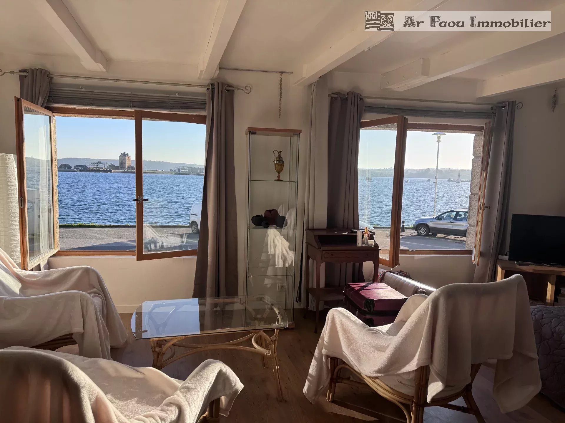 Agence immobilière de 