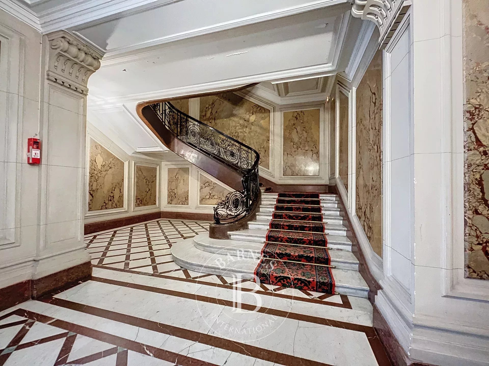 Daire Paris 8ème - picture 5