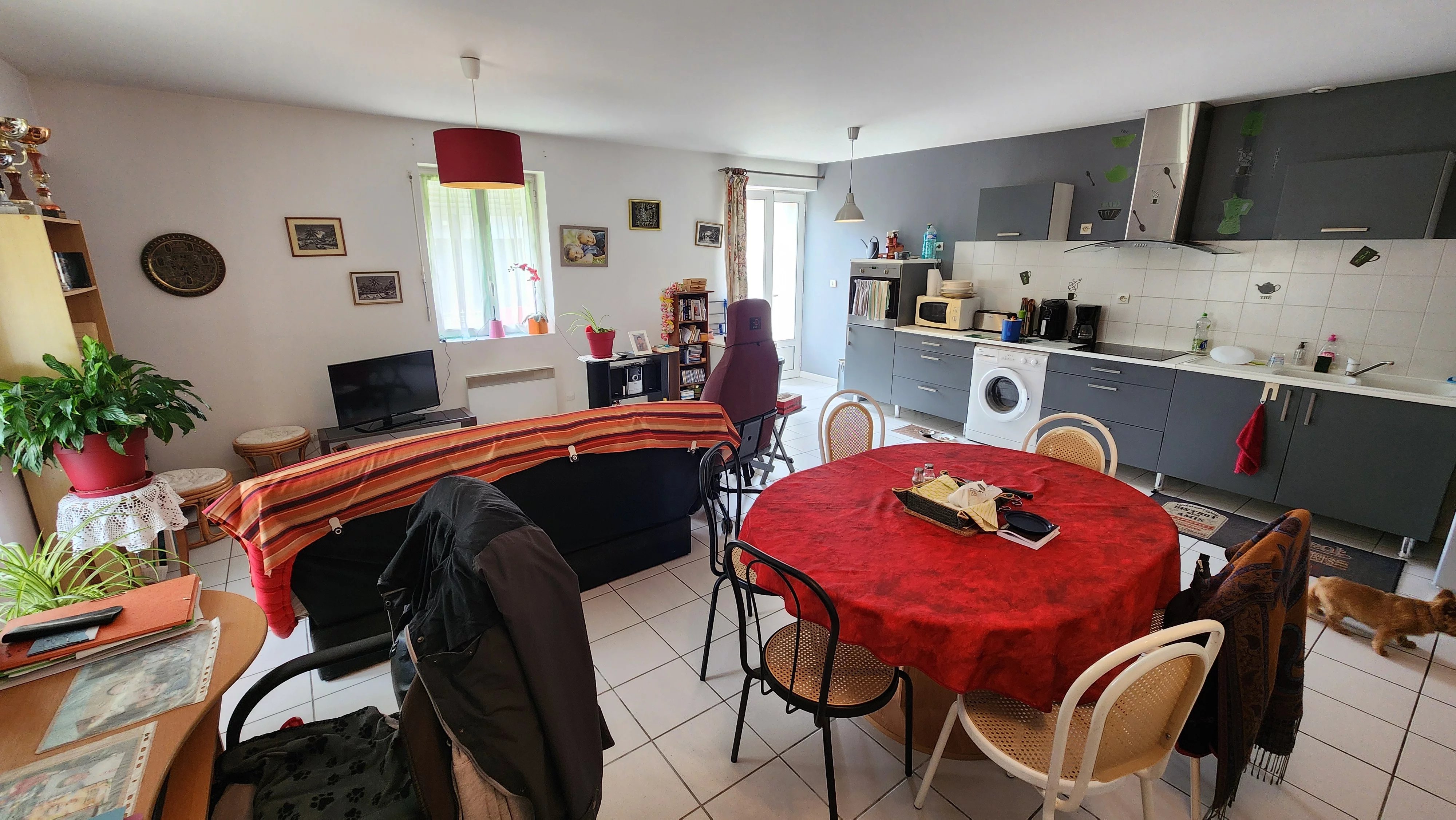 EXCLUSIVITÉ NAY, A VENDRE Appartement T2 59 m² vendu loué