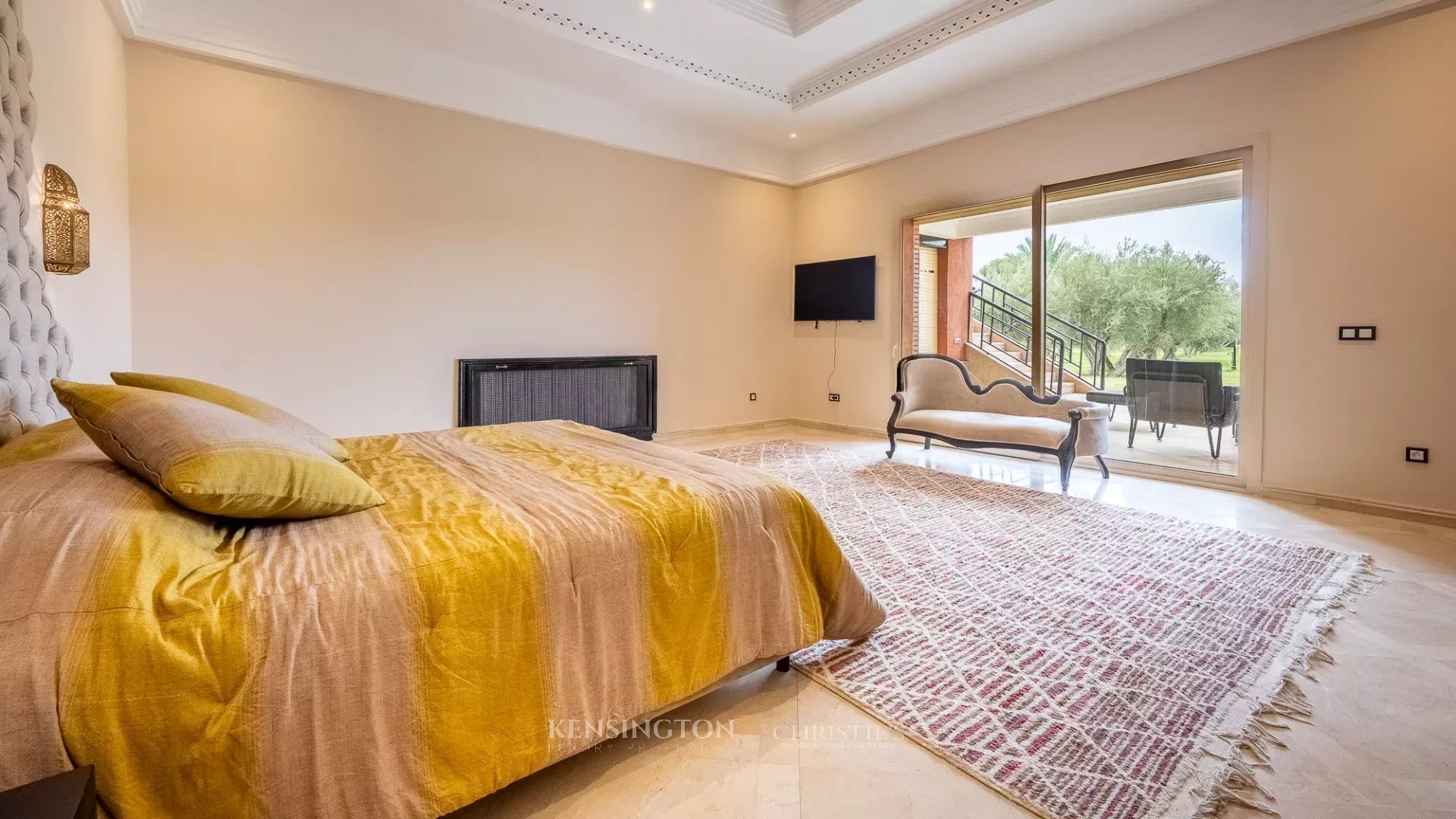 5 Bedroom Villa/Townhouse's Image 9