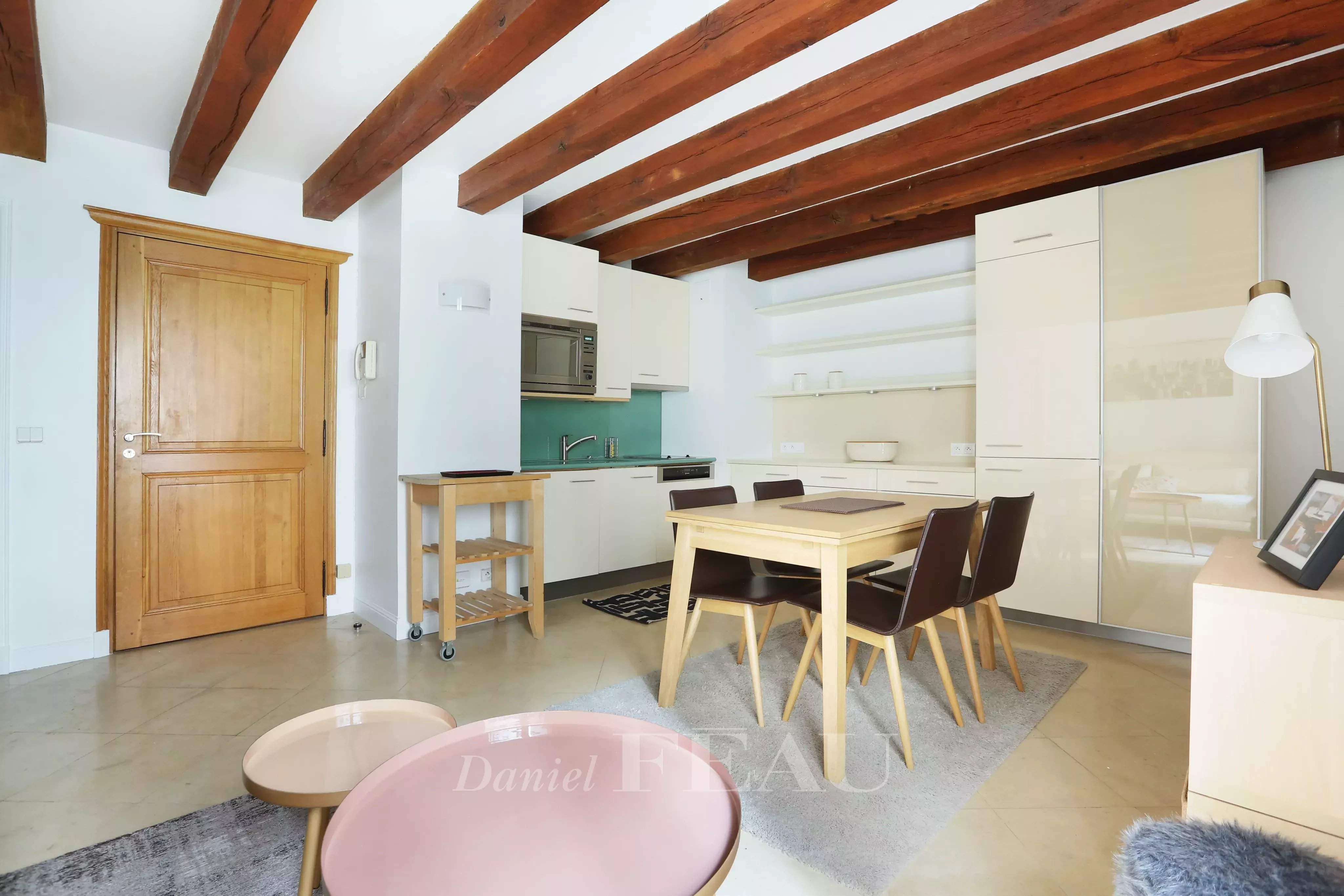 Rental Apartment Paris 4th