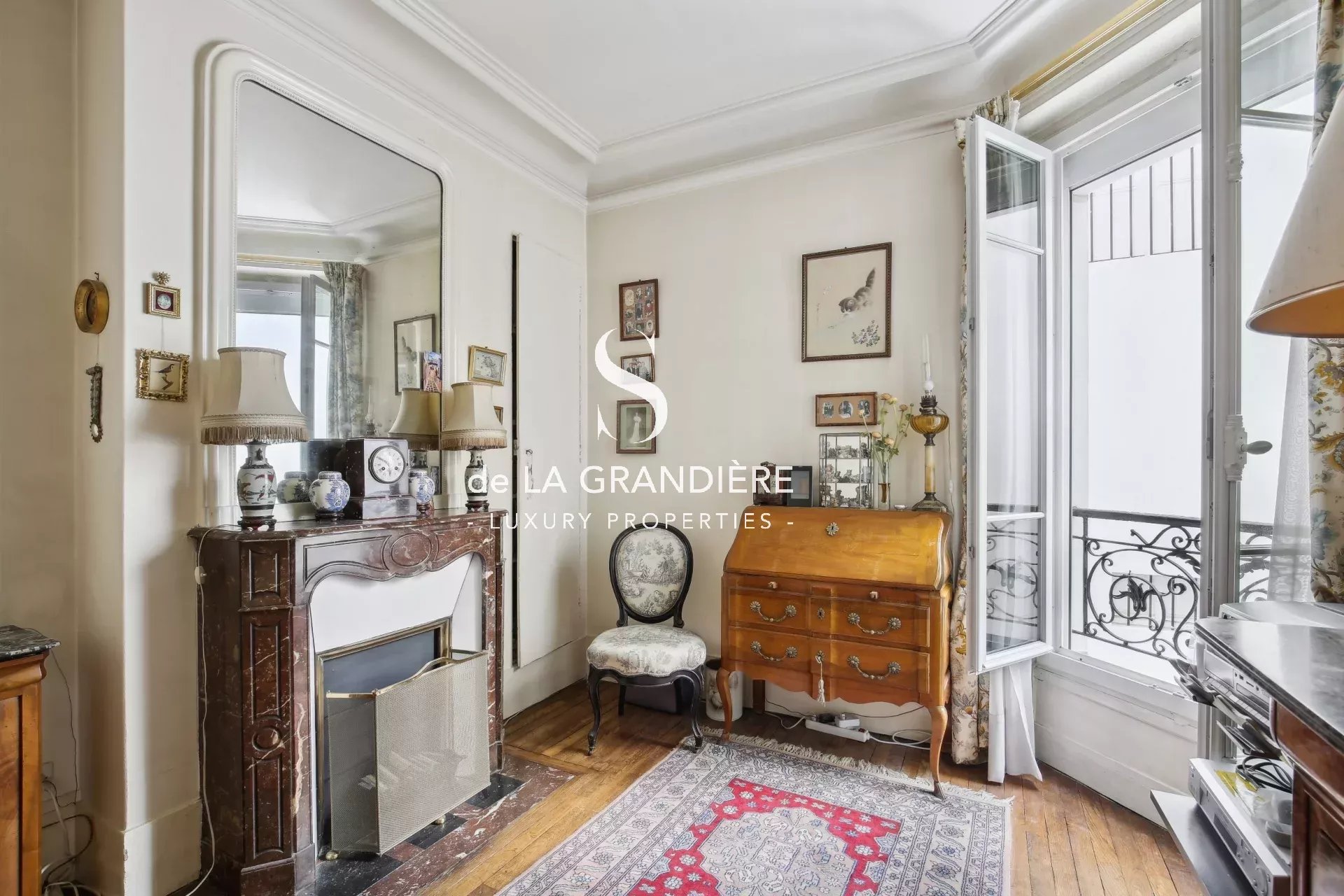 PARIS 16ème - CHAILLOT - 60m2