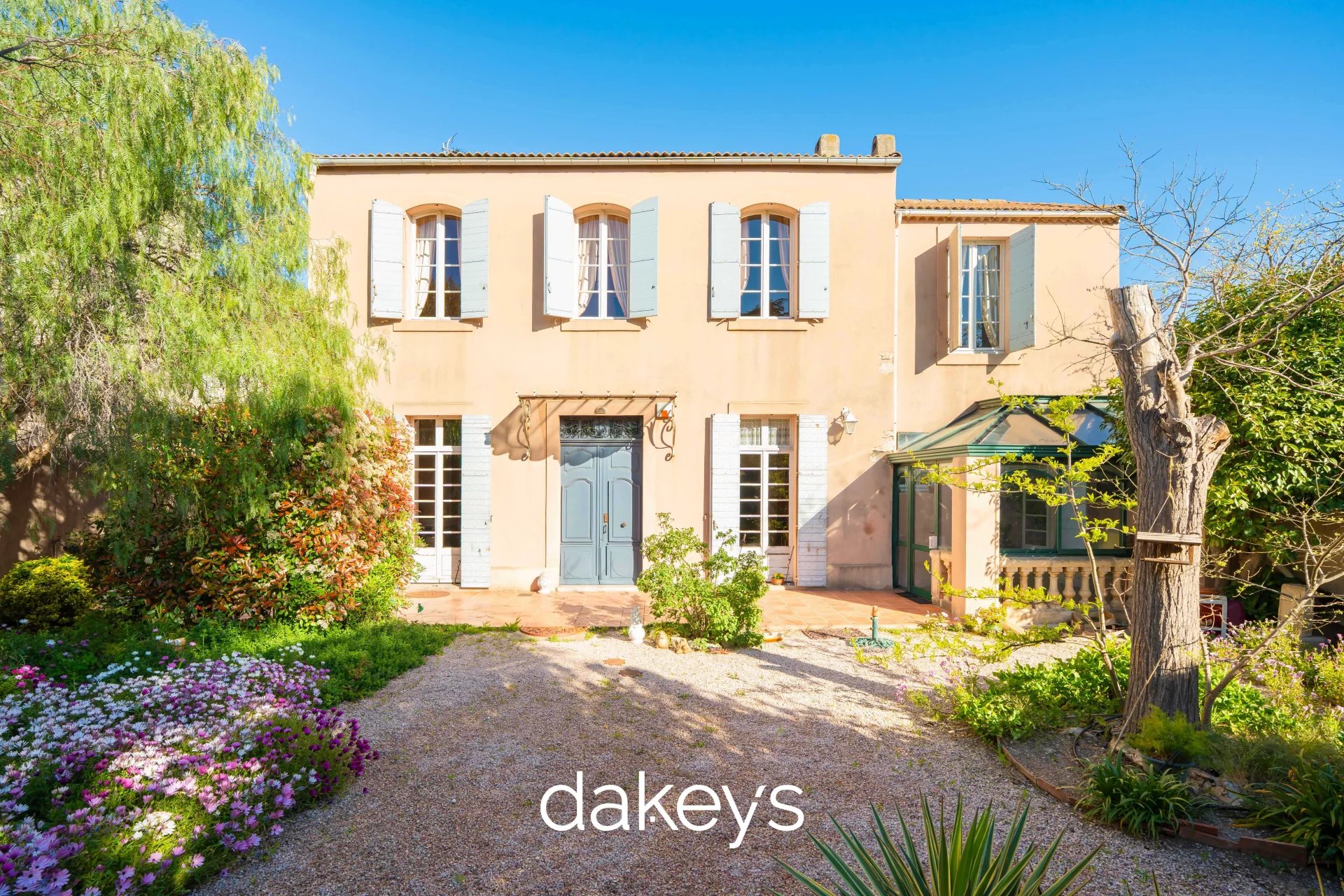 Agence immobilière de 
