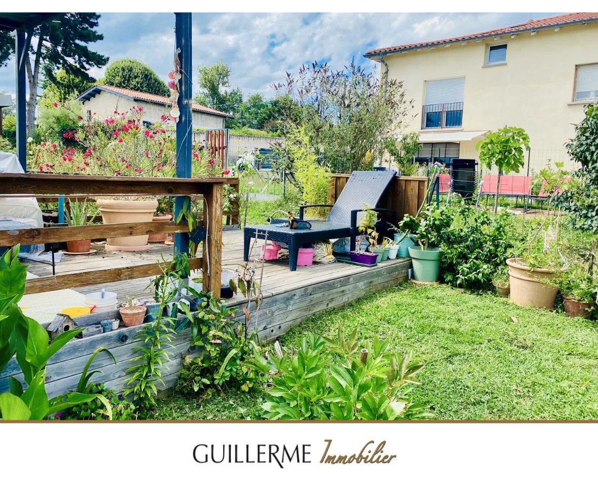 T2/T3 charmant en duplex avec jardin non attenant