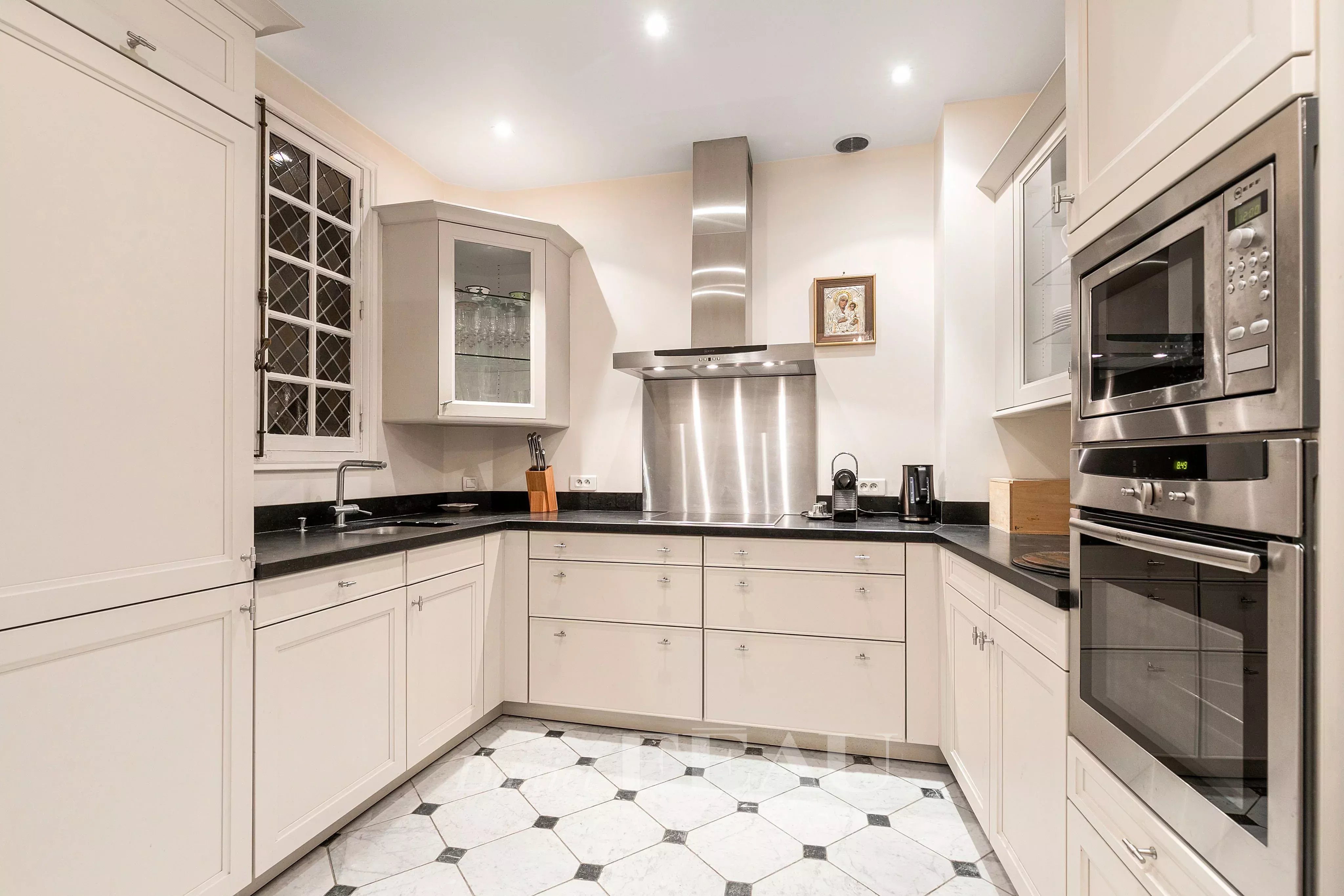Rental Apartment Paris 16th