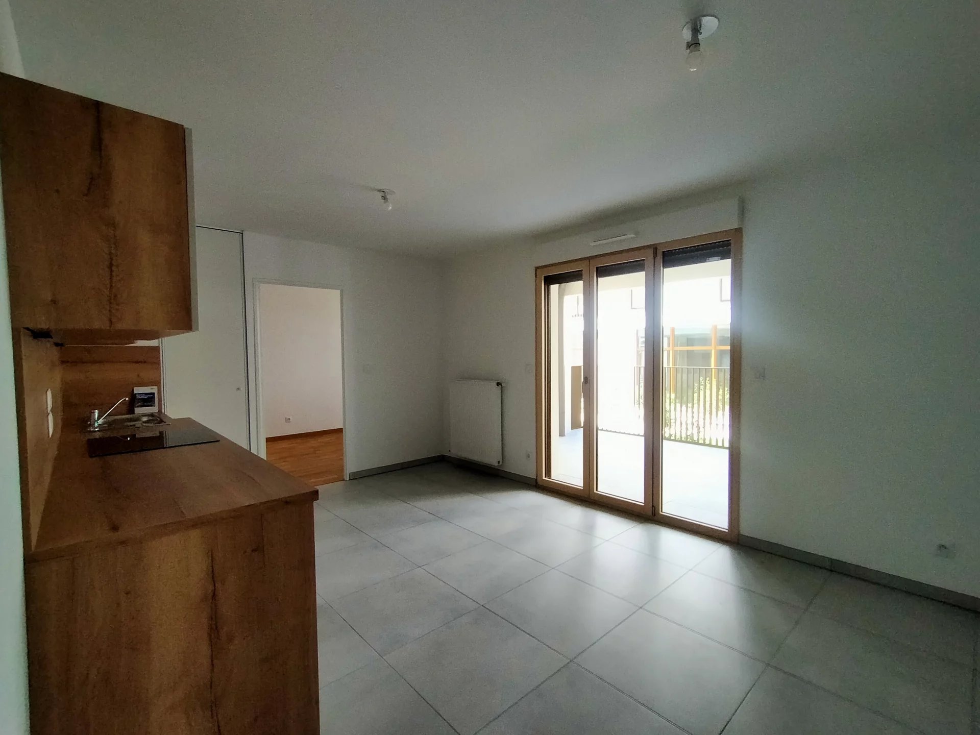 85859594 Location Lyon 9ème