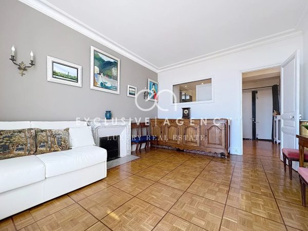 CANNES – TOP FLOOR – MAGNIFICENT 3-ROOM APARTMENT OF 91 M² – PANORAMIC SEA VIEW — photo 7
