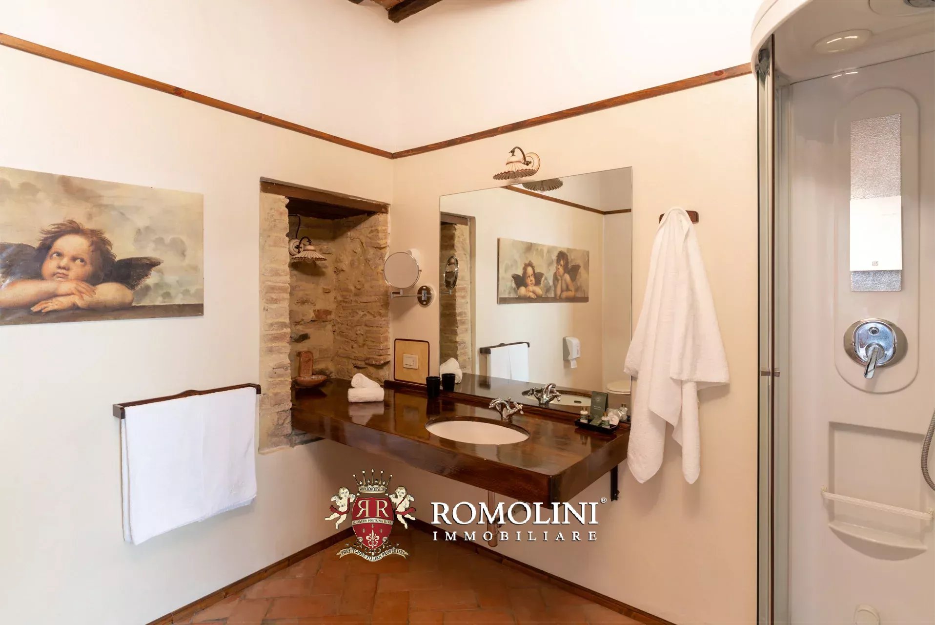 13 Bedroom Villa/Townhouse's Image 84