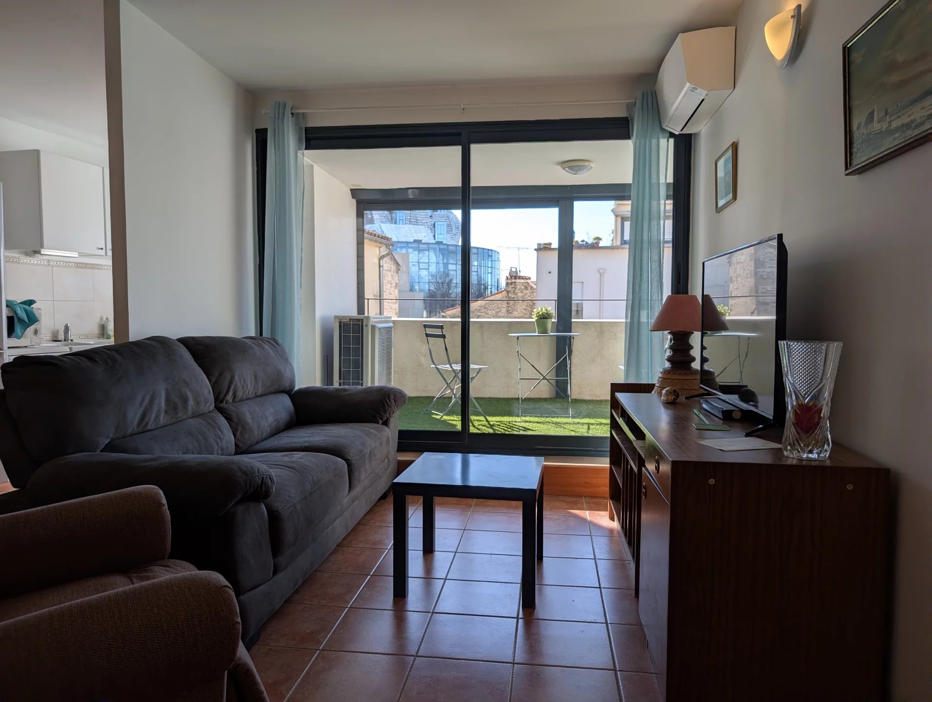 Appartement 3 pièces avec terrasse proche centre