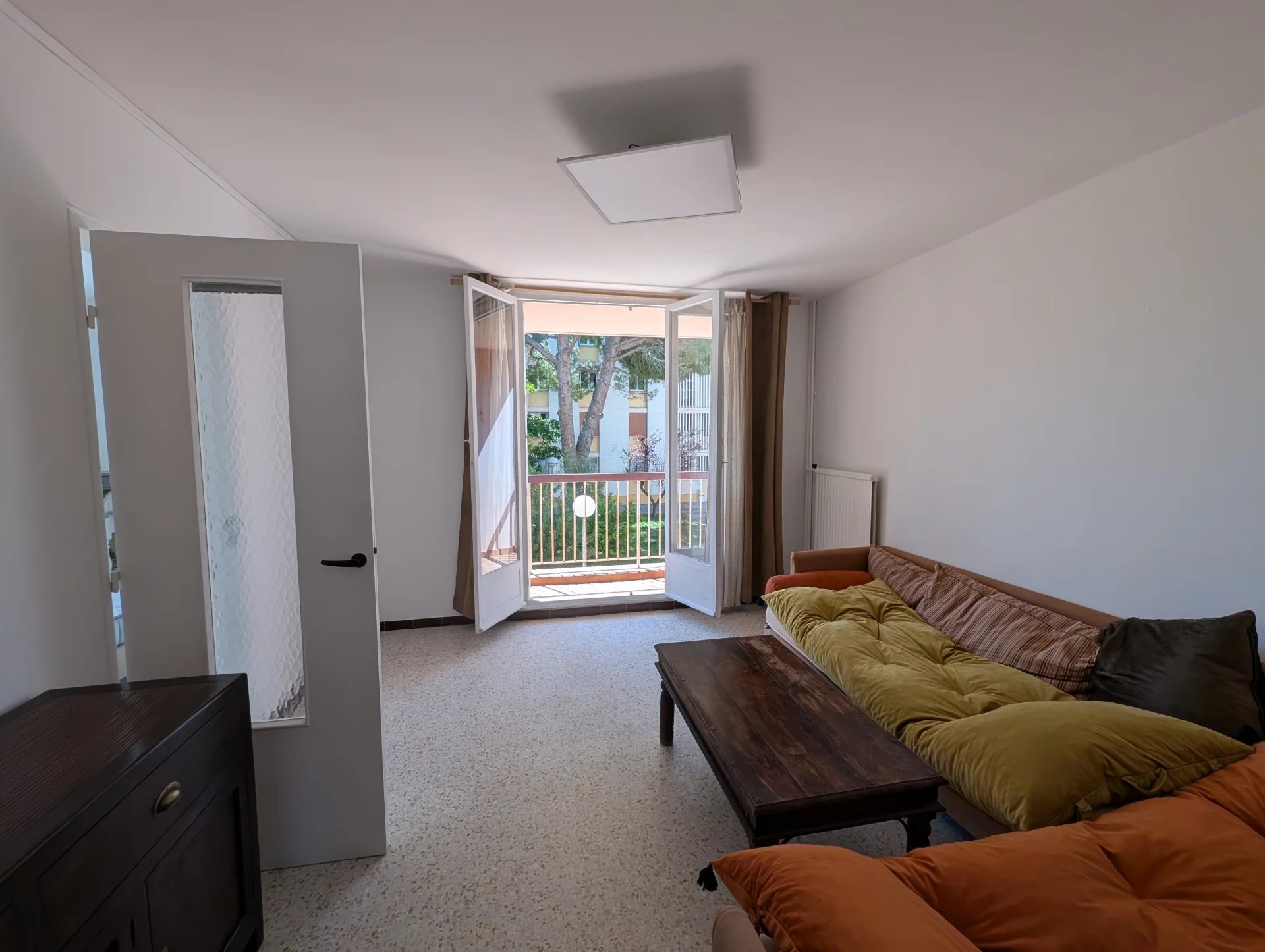 Maison à louer, 2 pièces, 48 m², Arles