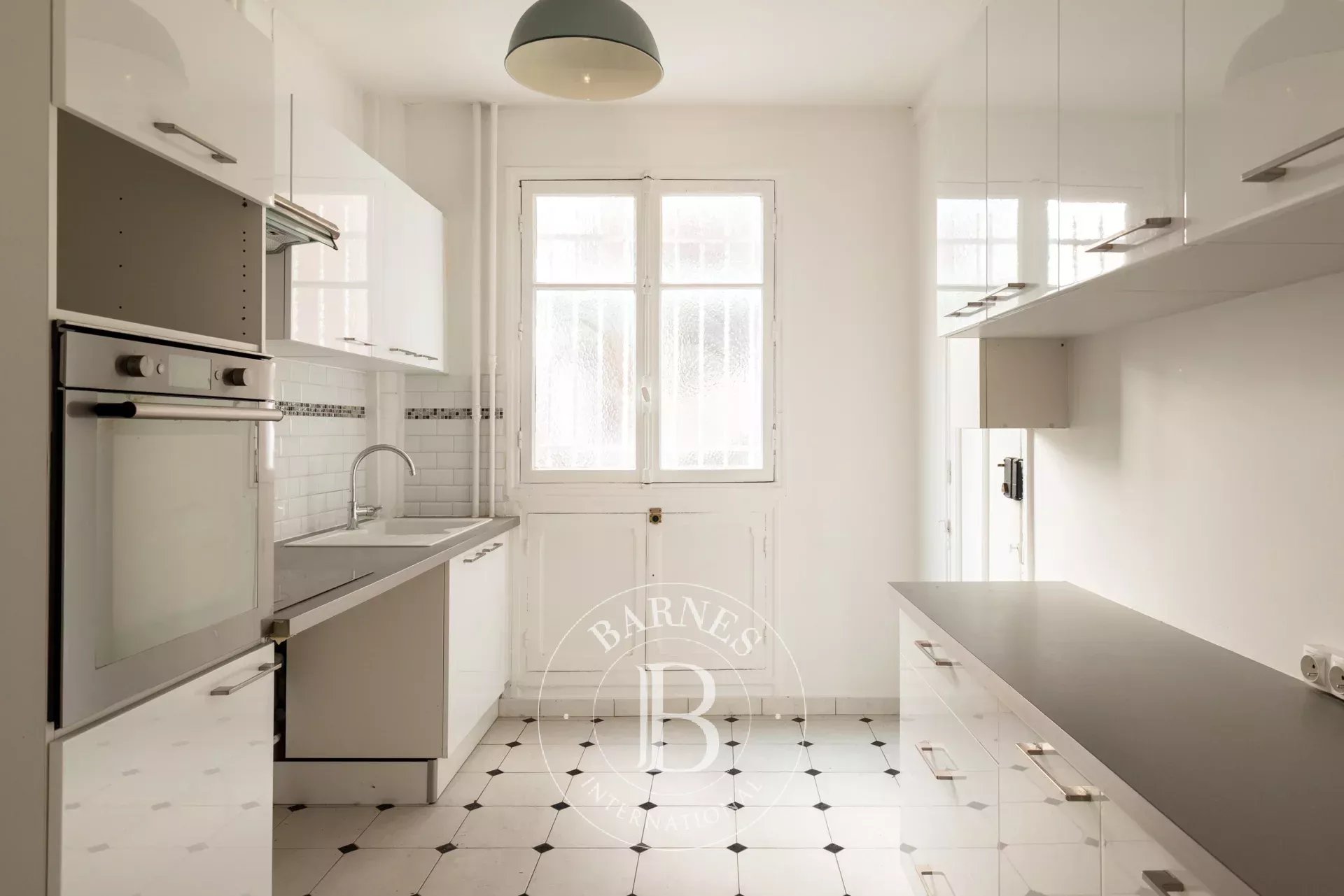 Paris  - Apartment 4 Bedrooms - picture 6