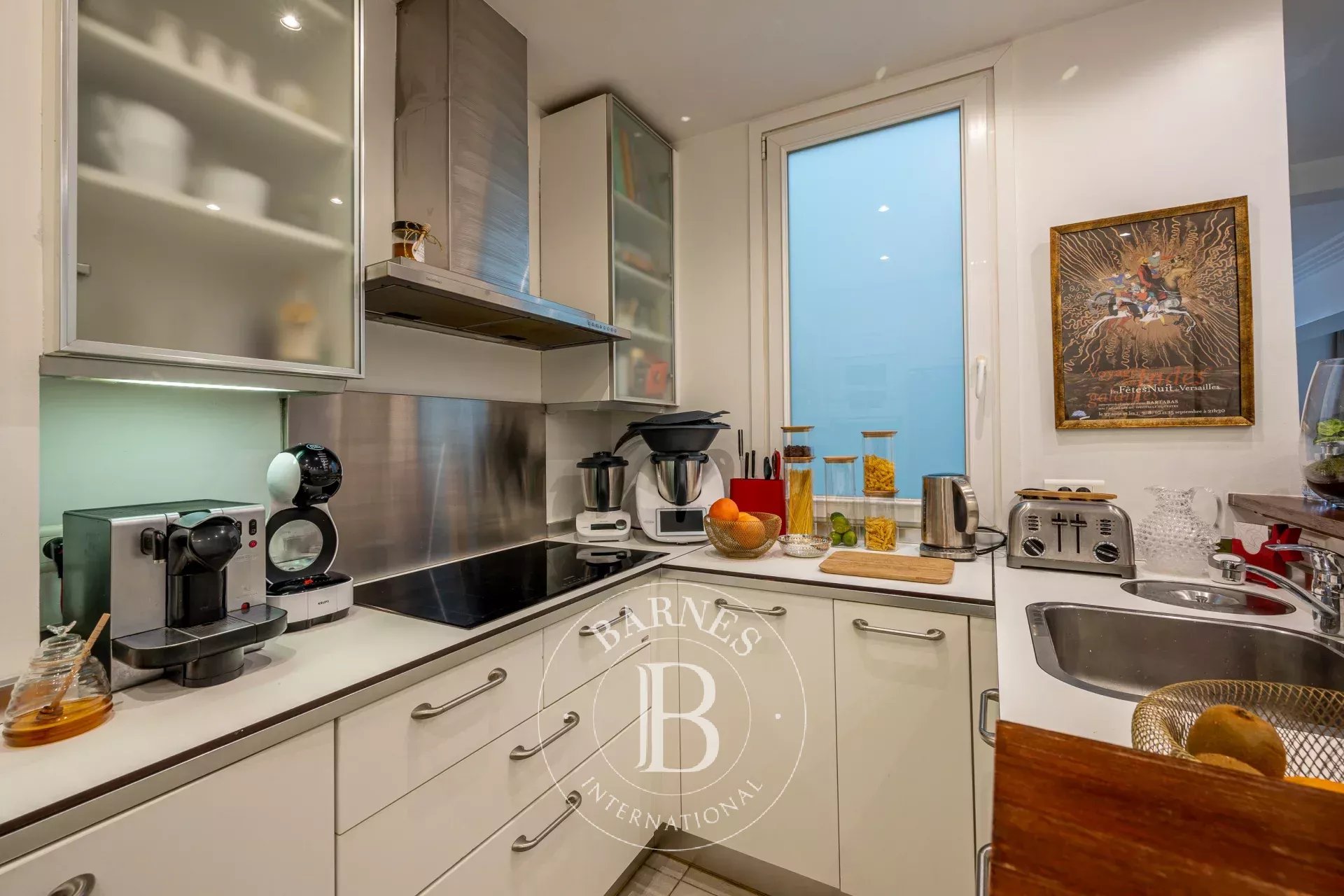 4-BEDROOM FAMILY APARTMENT FOR SALE - NEUILLY / CHEZY PERRONET - picture 7