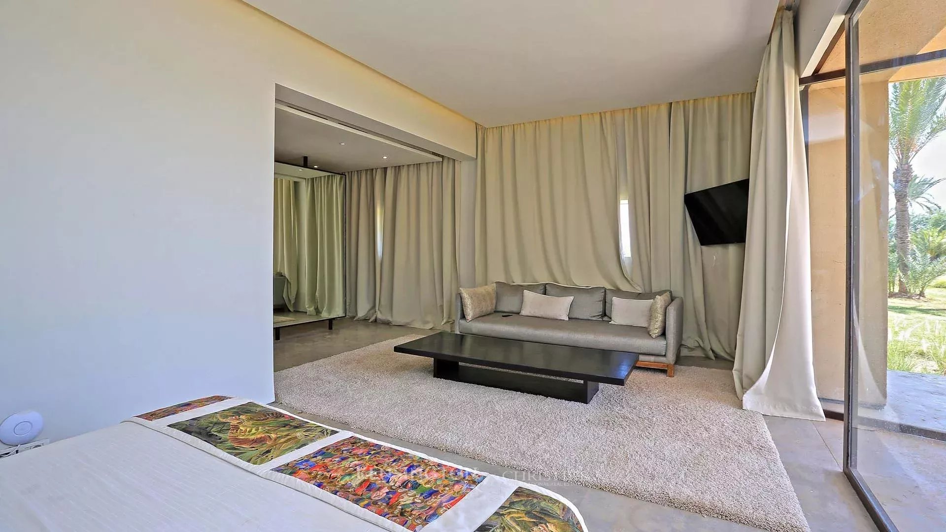 6 Bedroom Villa/Townhouse's Image 30