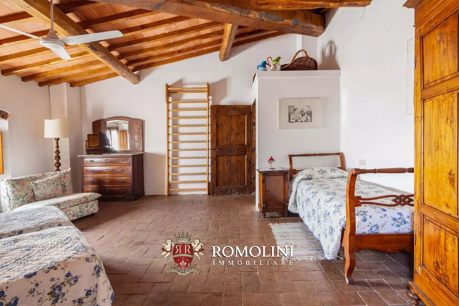 11 Bedroom Villa/Townhouse's Image 76