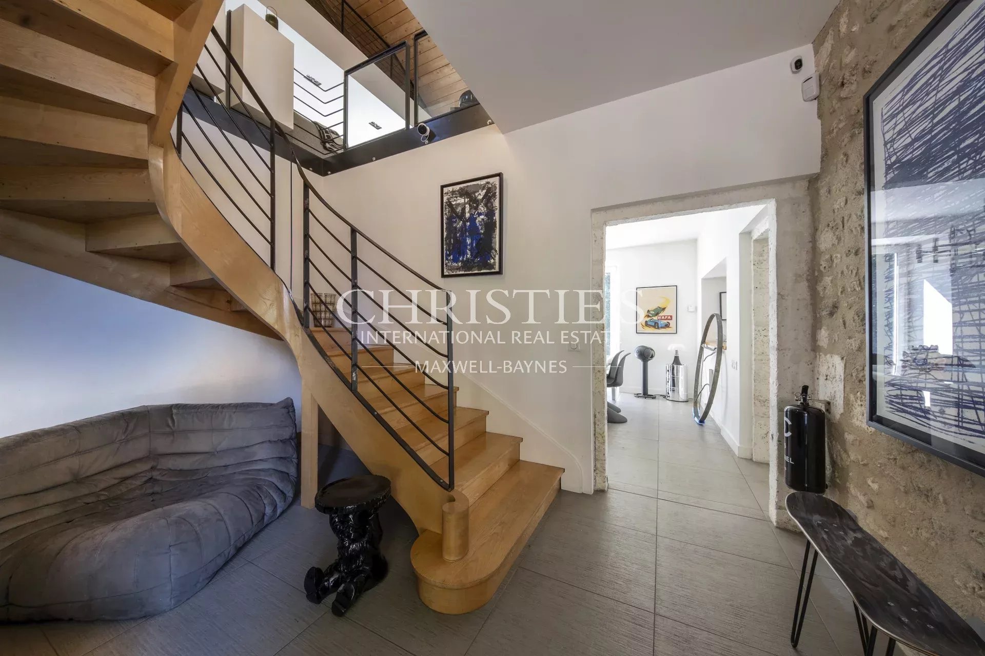 13 Bedroom Villa/Townhouse's Image 15