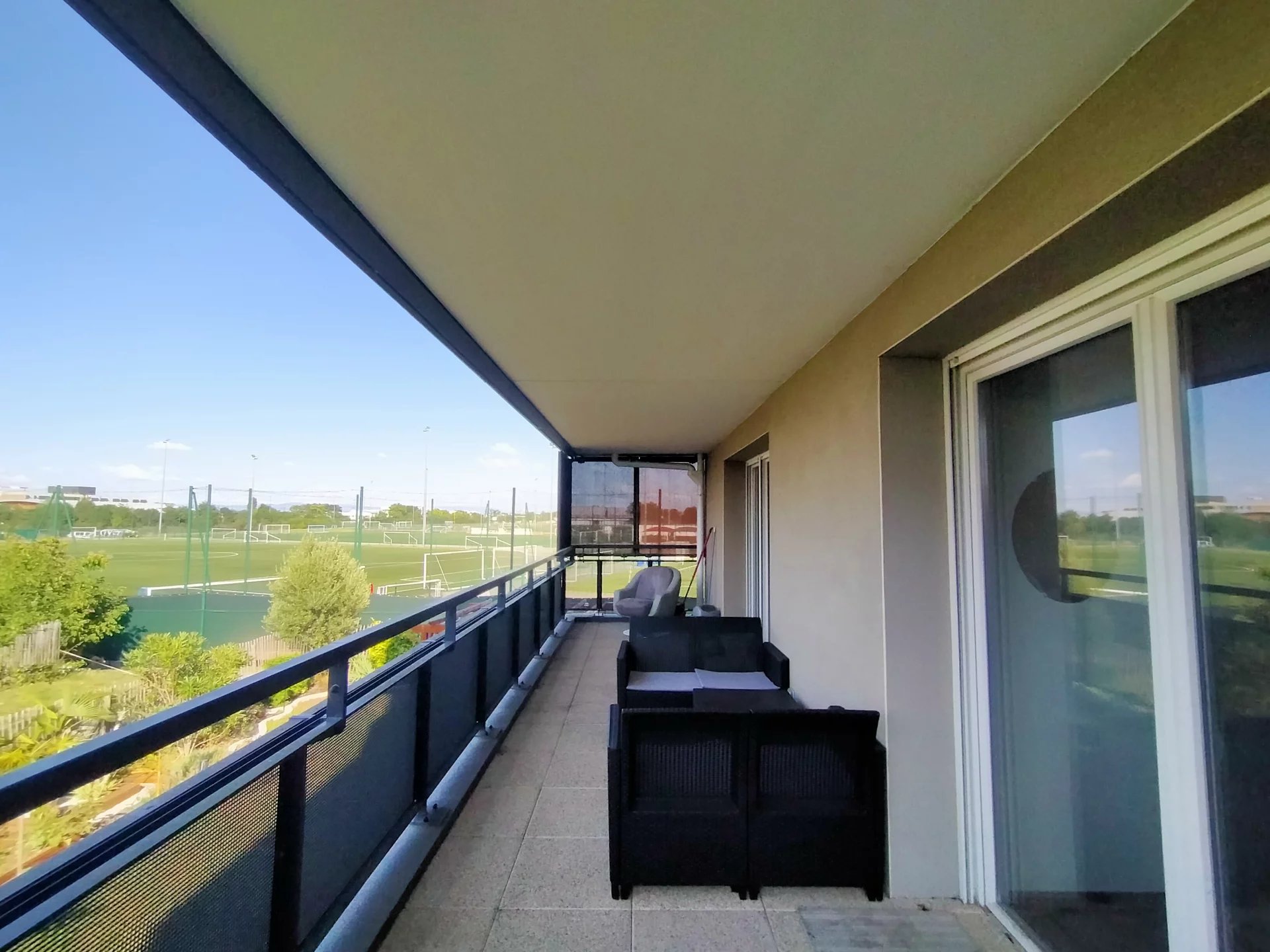 84811766 Location Meyzieu